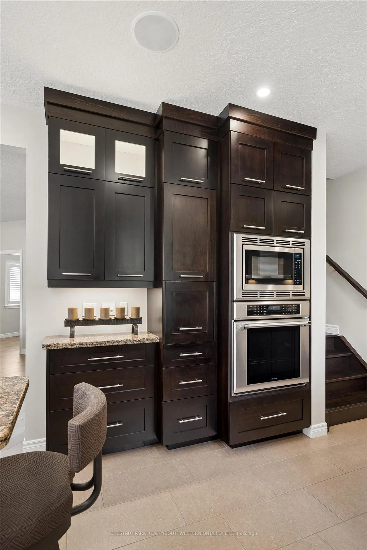 Photo 17 of 697 Breakwater Crescent, Waterloo — HOMEH