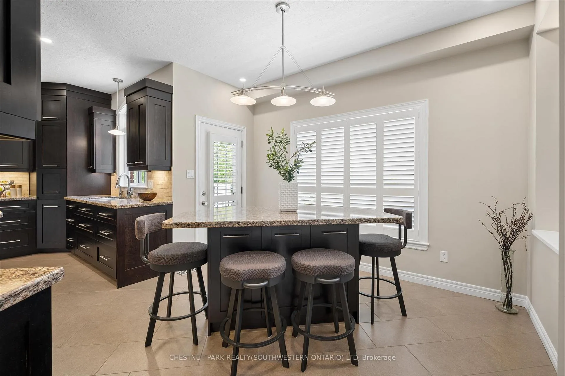 Photo 20 of 697 Breakwater Crescent, Waterloo — HOMEH