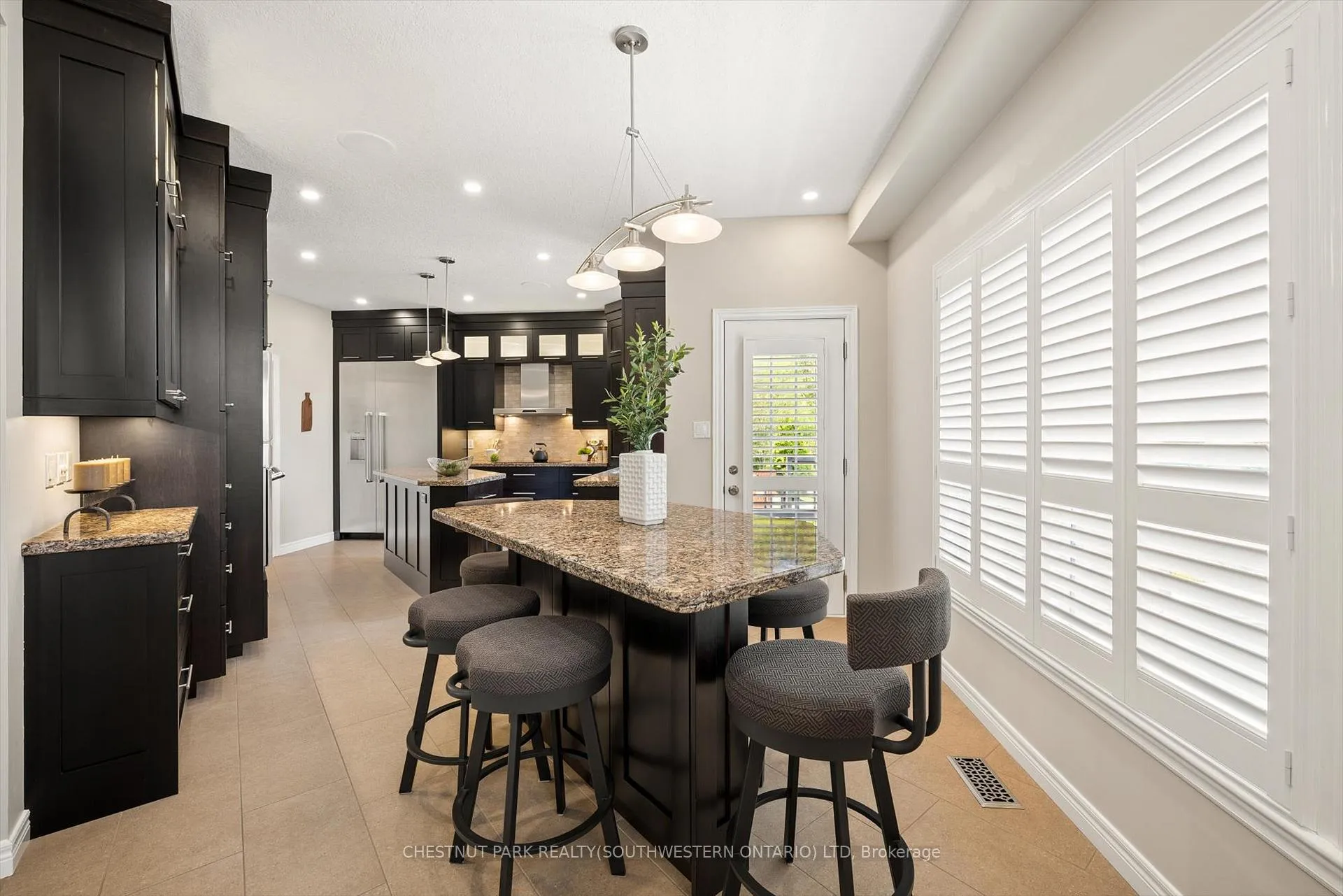 Photo 21 of 697 Breakwater Crescent, Waterloo — HOMEH