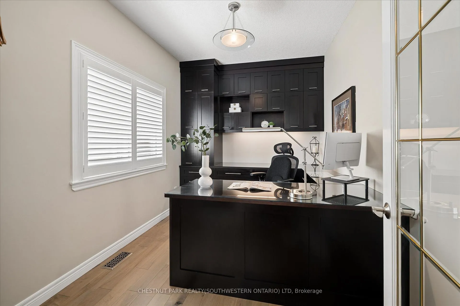 Photo 23 of 697 Breakwater Crescent, Waterloo — HOMEH