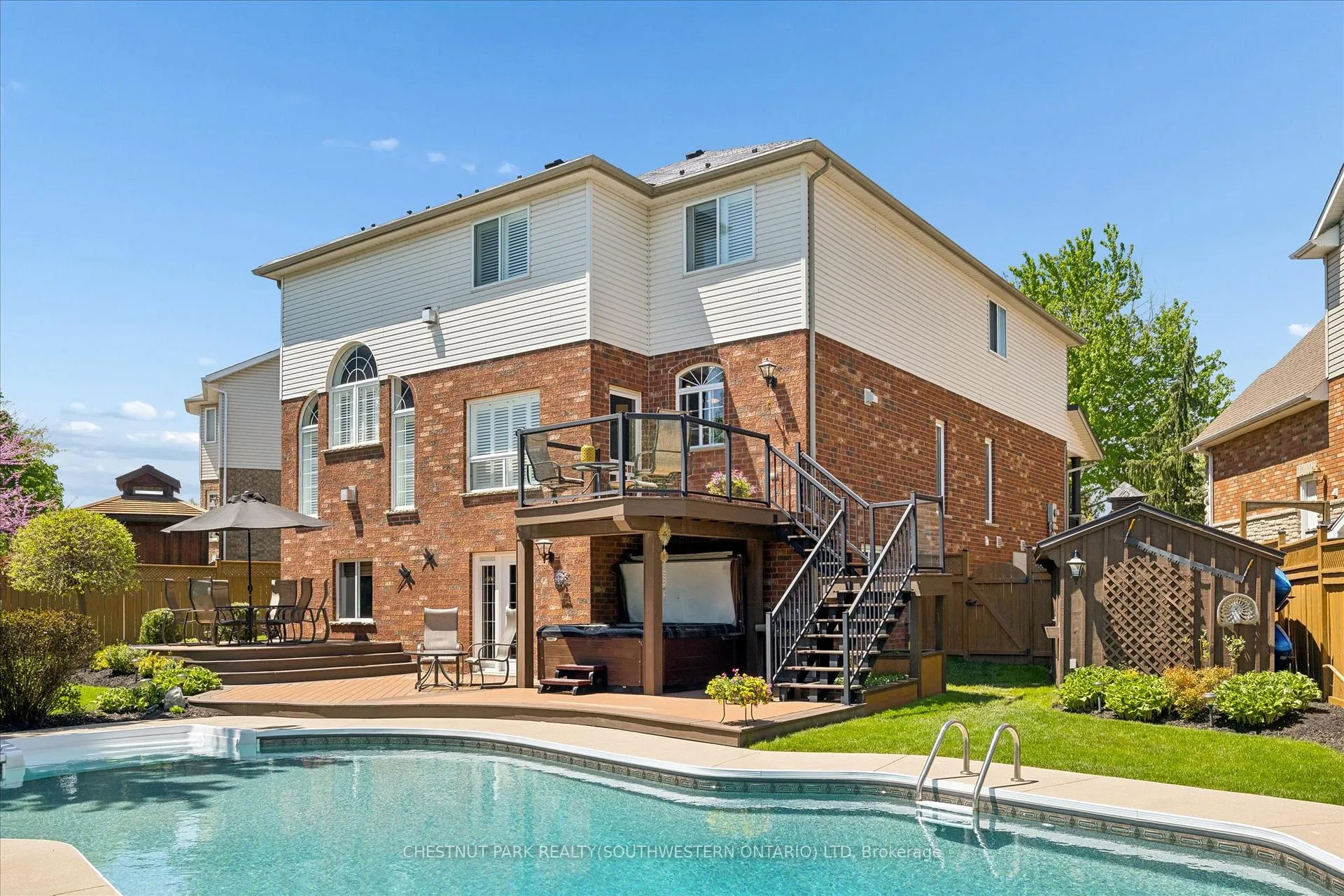 Photo 46 of 697 Breakwater Crescent, Waterloo — HOMEH