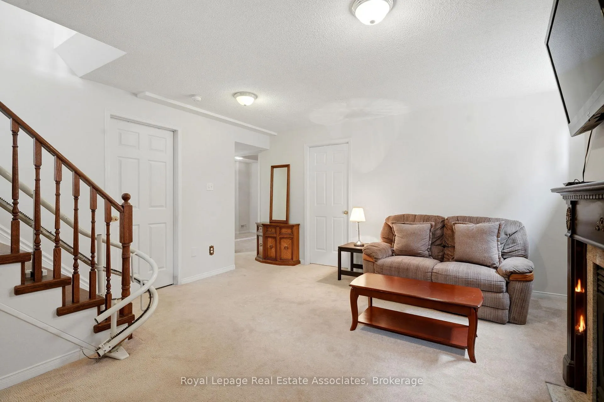Photo 26 of 52 Royal Orchard Drive, Brampton, Brampton West — HOMEH