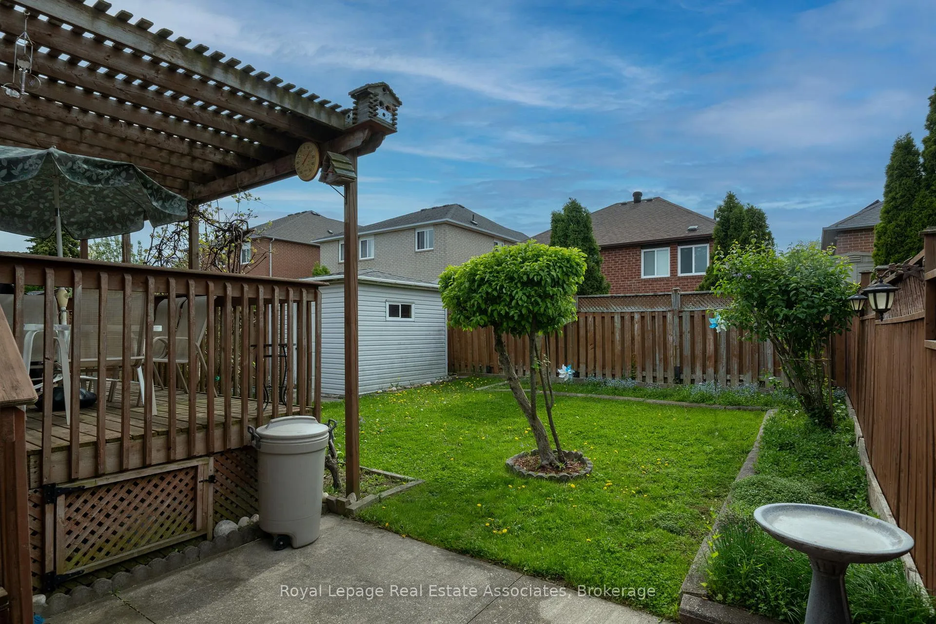 Photo 31 of 52 Royal Orchard Drive, Brampton, Brampton West — HOMEH