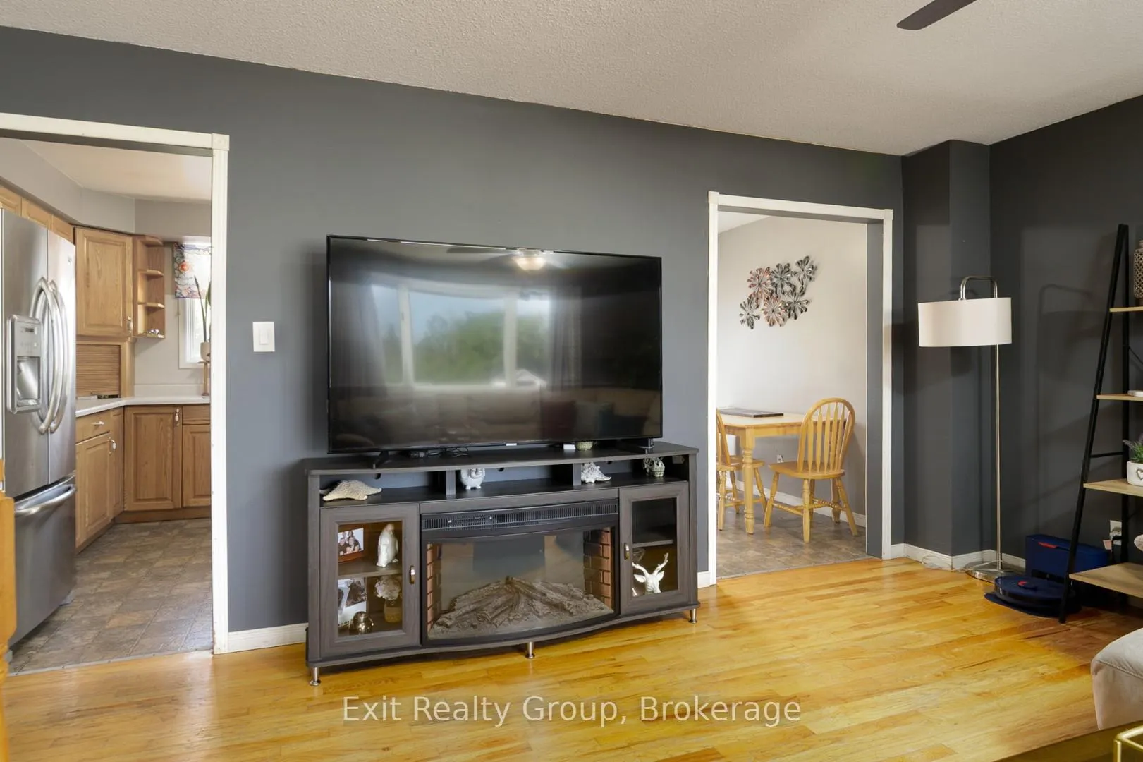 Photo 5 of 13 Huffman Road, Quinte West, Frankford Ward — HOMEH