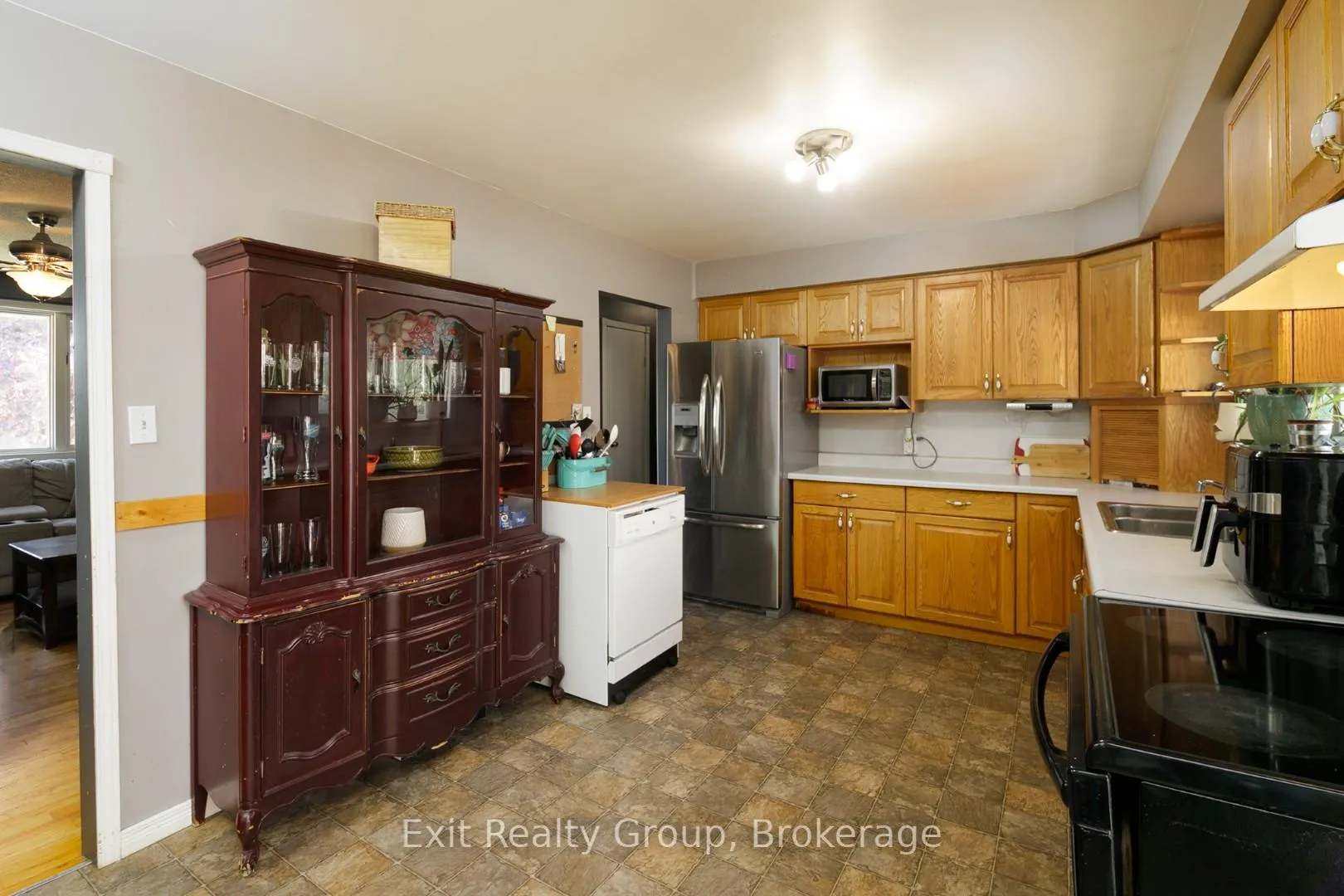 Photo 6 of 13 Huffman Road, Quinte West, Frankford Ward — HOMEH