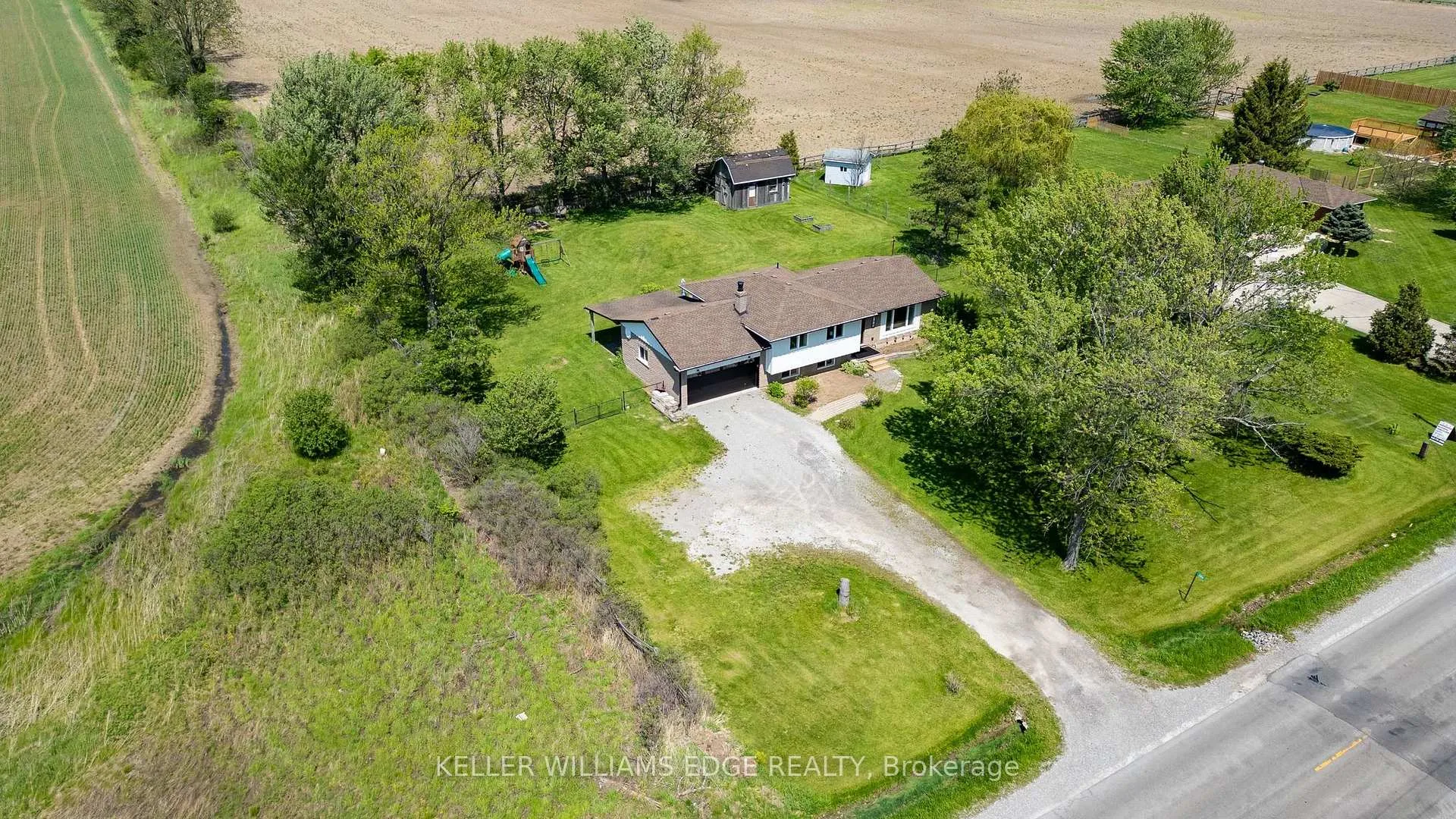 Photo 10 of 260 Binbrook Road, Hamilton, Rural Glanbrook — HOMEH