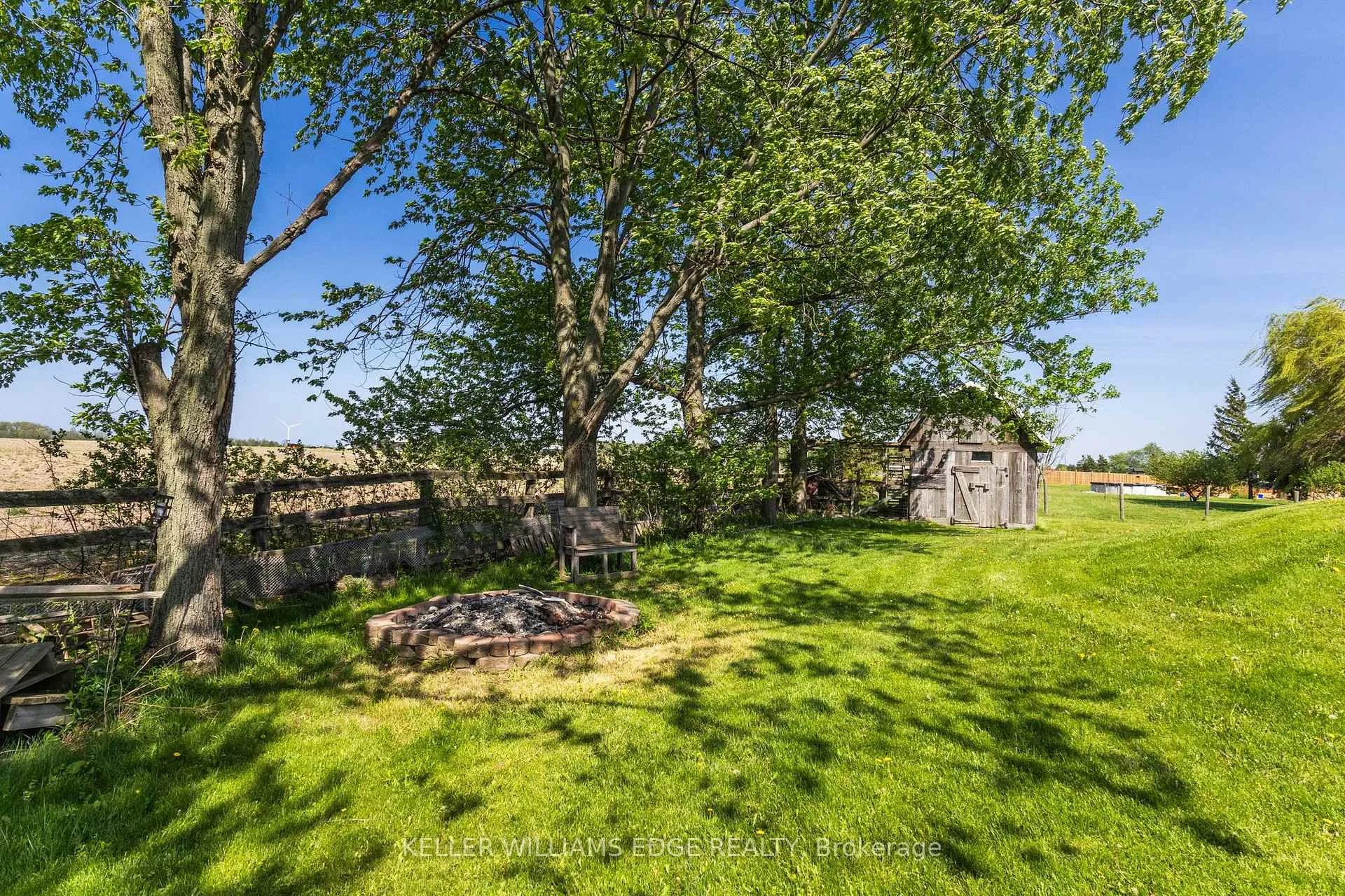 Photo 33 of 260 Binbrook Road, Hamilton, Rural Glanbrook — HOMEH