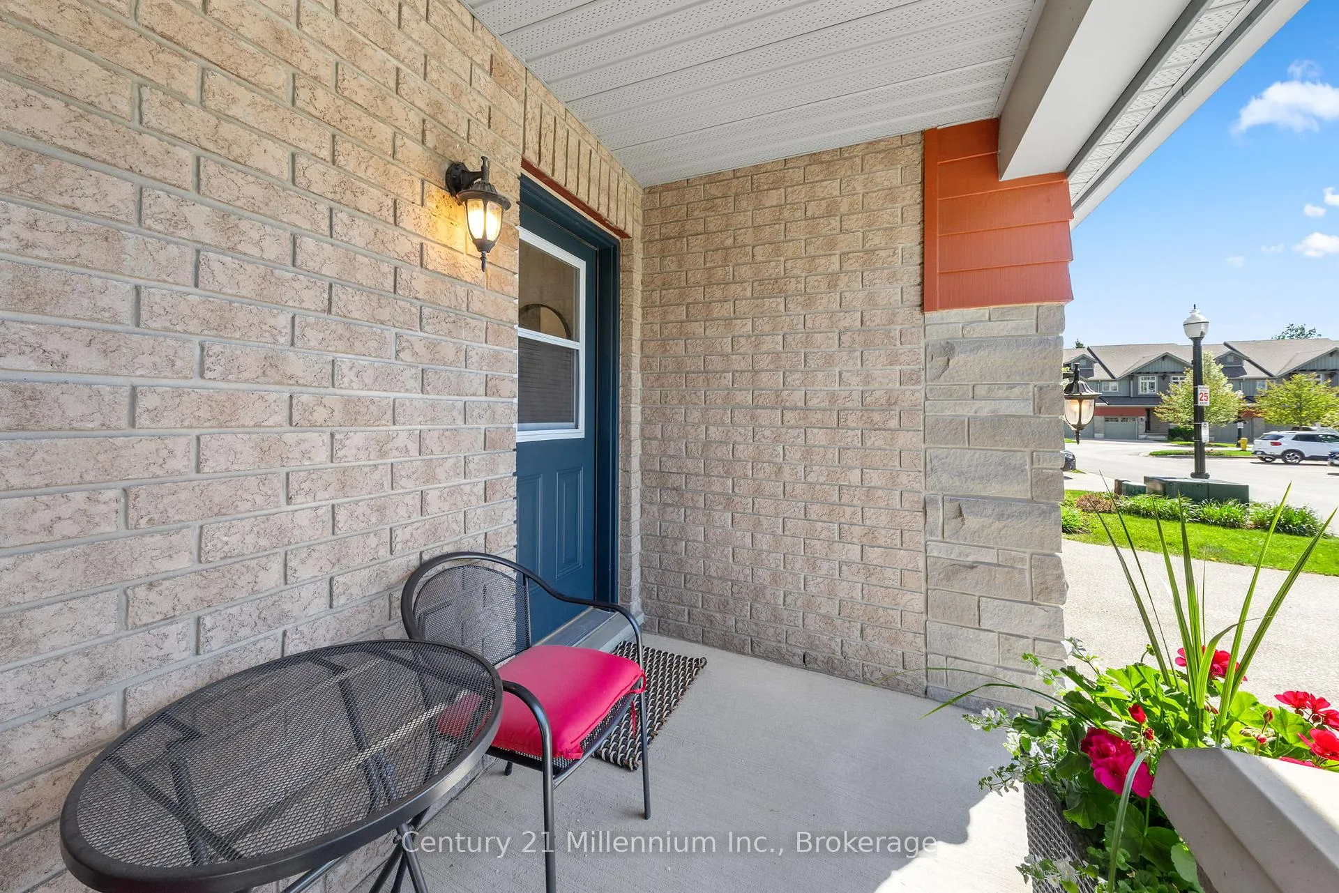 Photo 2 of 13 Conservation Way, Collingwood — HOMEH