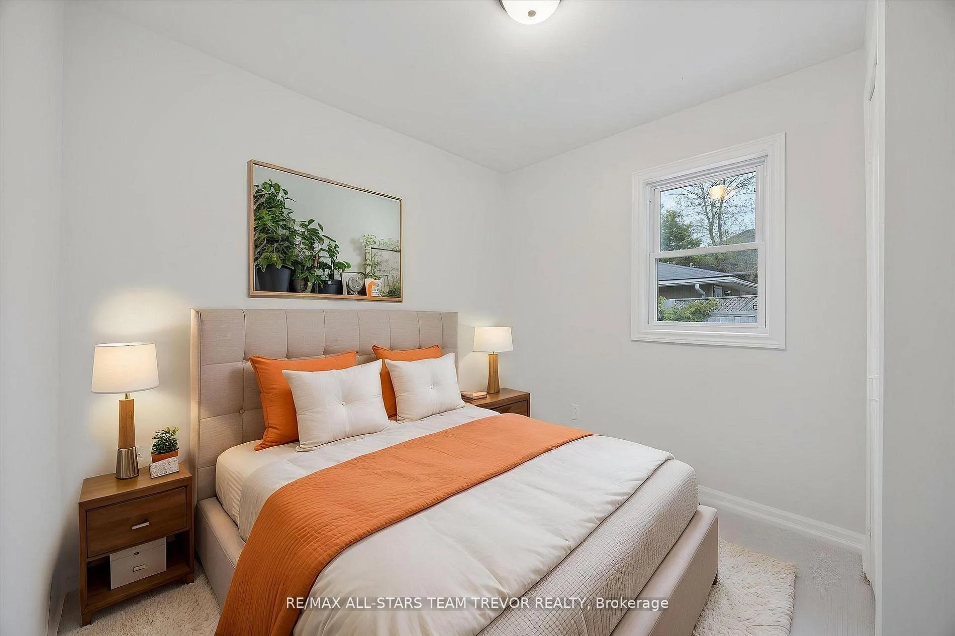 Photo 13 of 1007 Barton Avenue, Georgina, Historic Lakeshore Communities — HOMEH