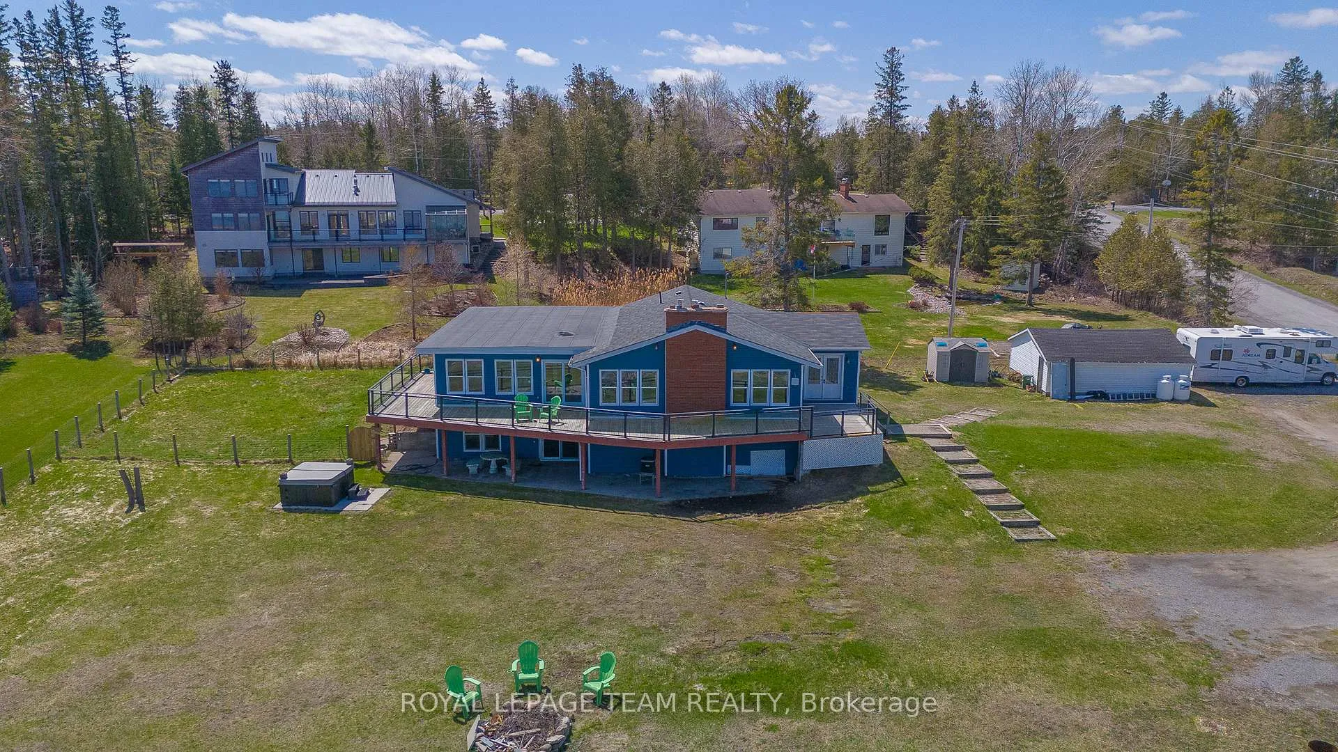 Photo 2 of 220 Vances Side Road, Ottawa, Dunrobin Shores — HOMEH