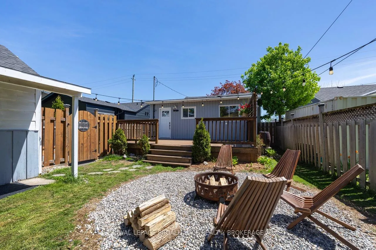 Photo 28 of 98 Carleton Street, Kingston, East of Sir John A. Blvd — HOMEH