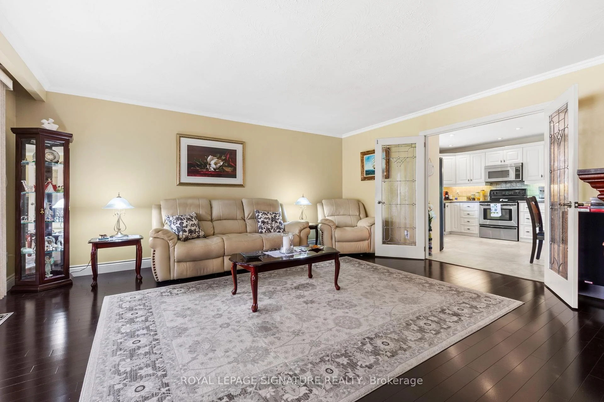 Photo 10 of 58 Centennial Parkway S, Hamilton, Stoney Creek — HOMEH