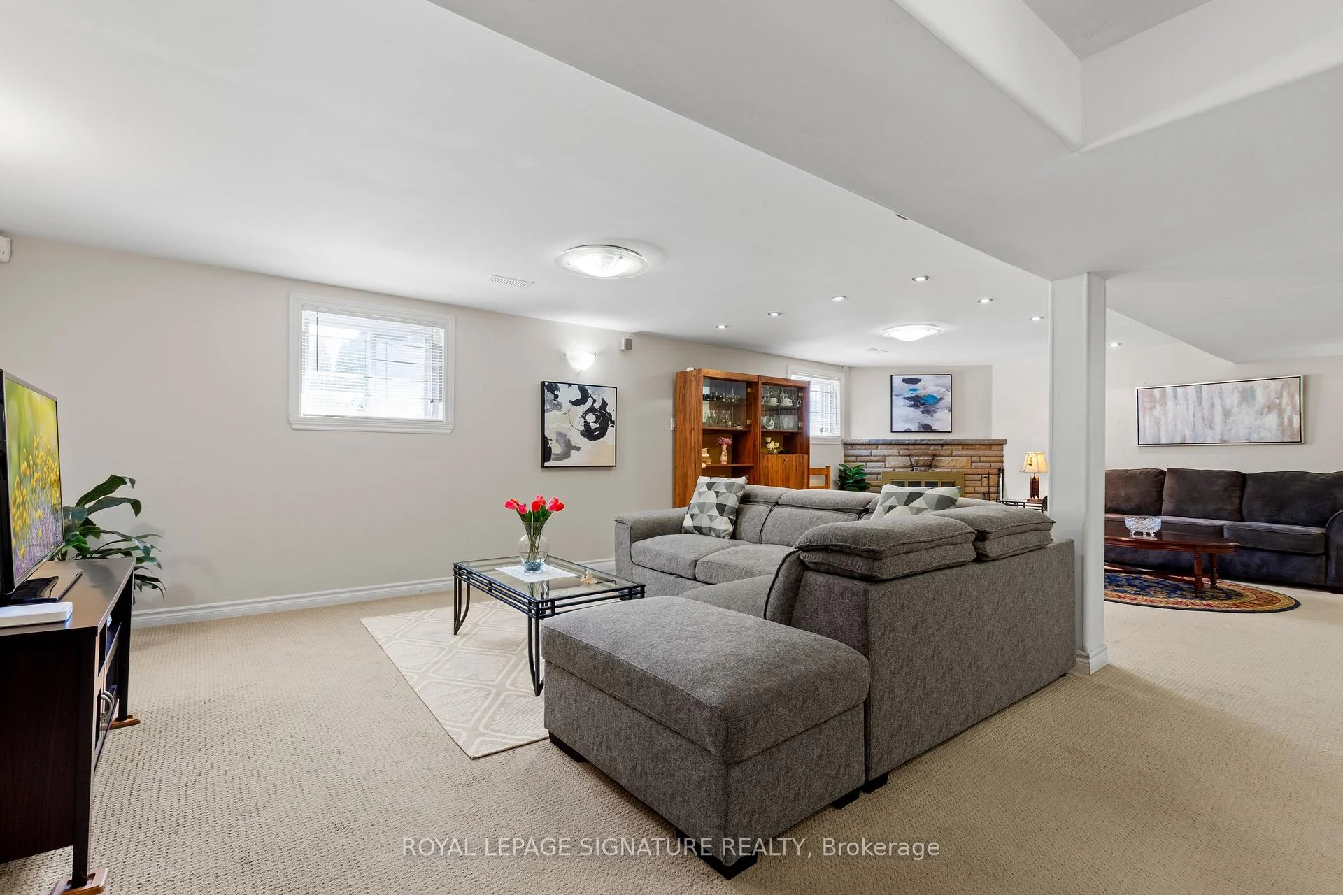 Photo 38 of 58 Centennial Parkway S, Hamilton, Stoney Creek — HOMEH