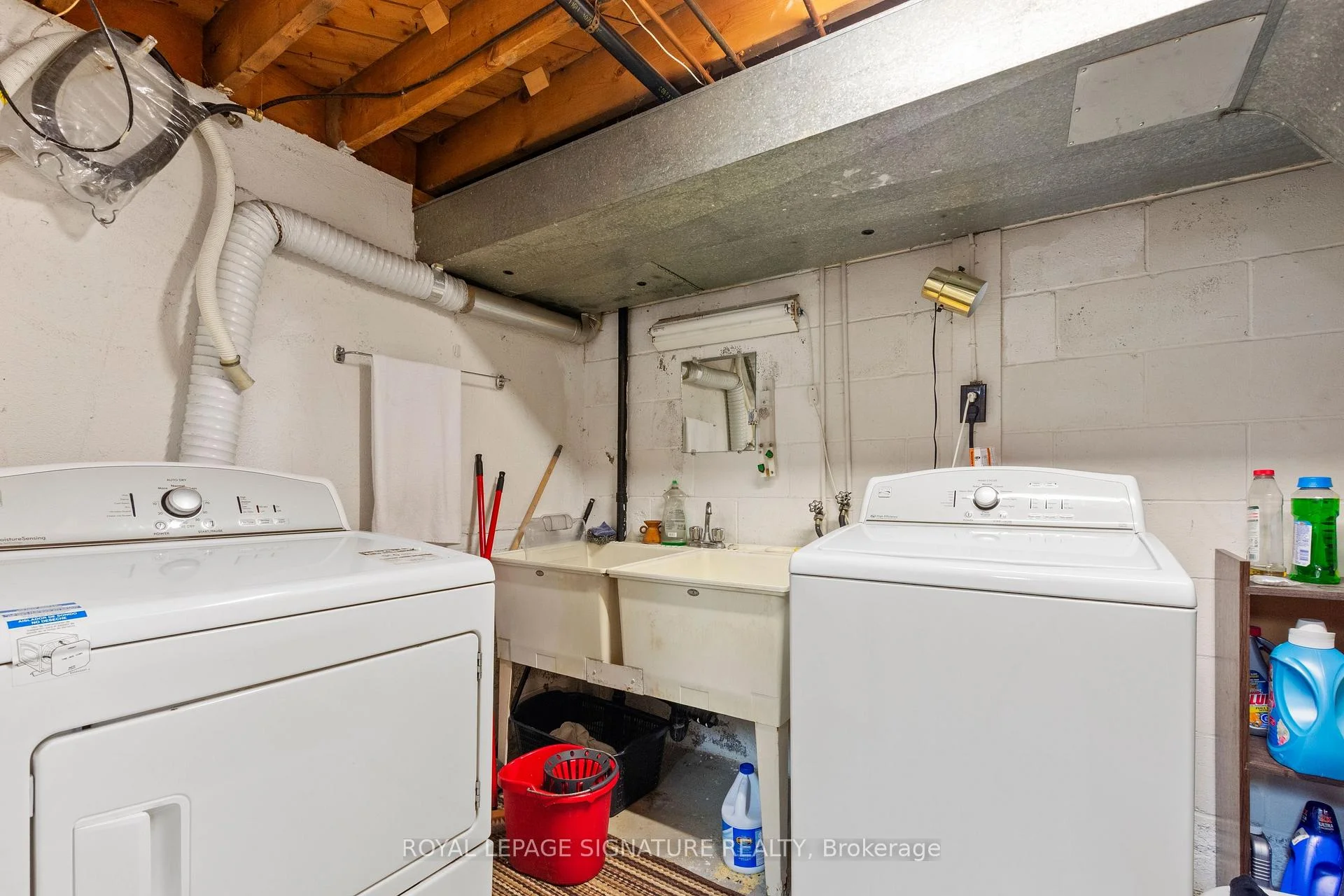 Photo 48 of 58 Centennial Parkway S, Hamilton, Stoney Creek — HOMEH