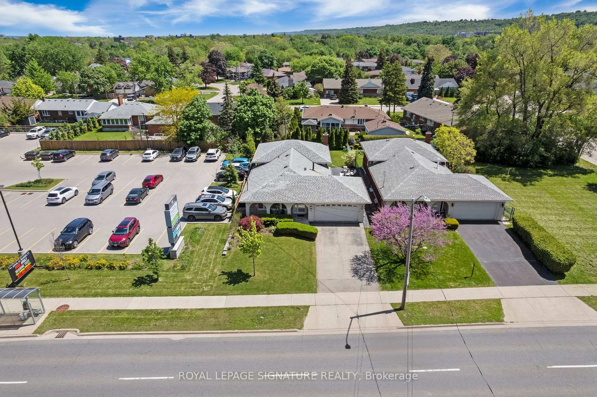 Photo 55 of 58 Centennial Parkway S, Hamilton, Stoney Creek — HOMEH