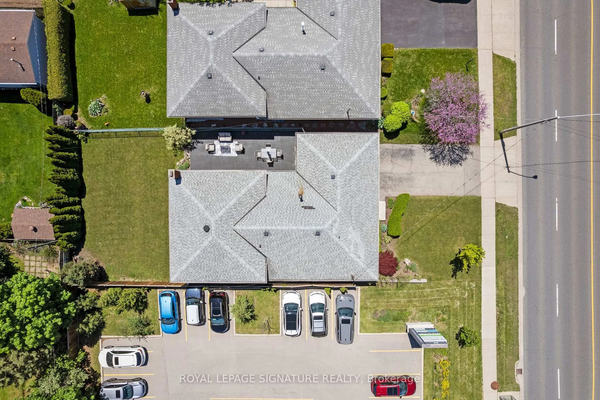 Photo 56 of 58 Centennial Parkway S, Hamilton, Stoney Creek — HOMEH
