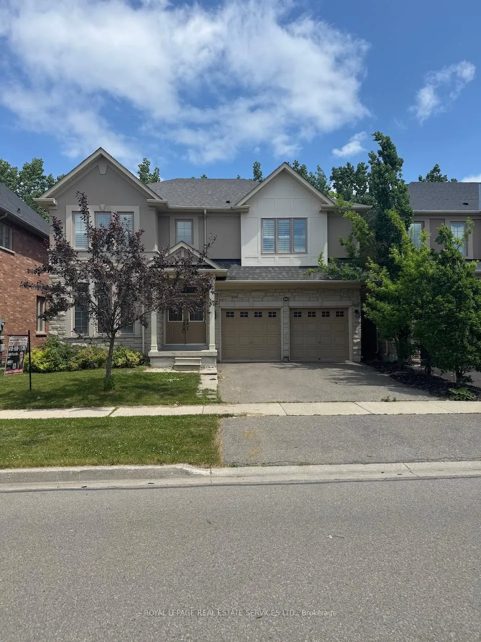 Photo 2 of 261 Nautical Boulevard, Oakville, Bronte — HOMEH