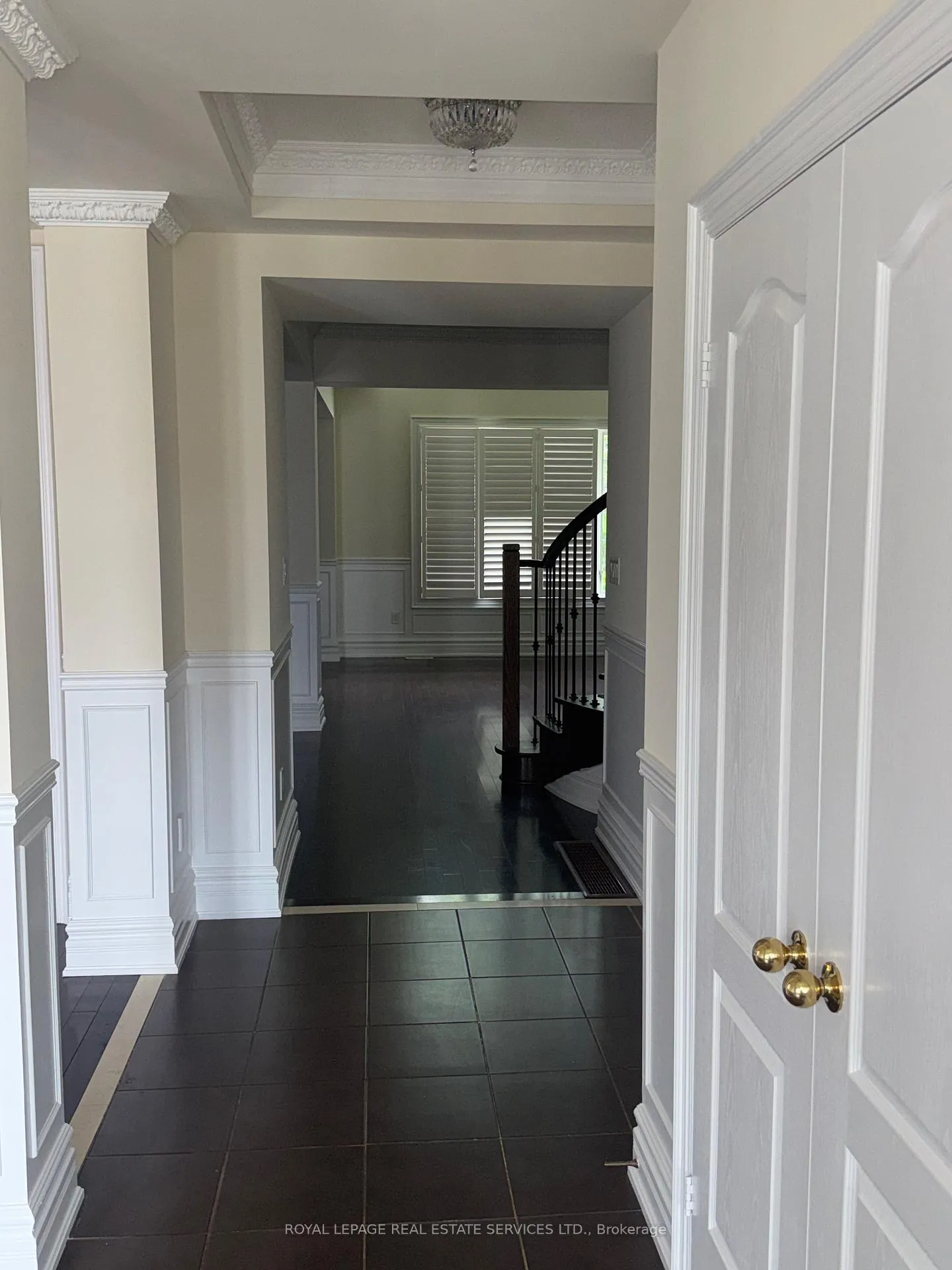 Photo 3 of 261 Nautical Boulevard, Oakville, Bronte — HOMEH
