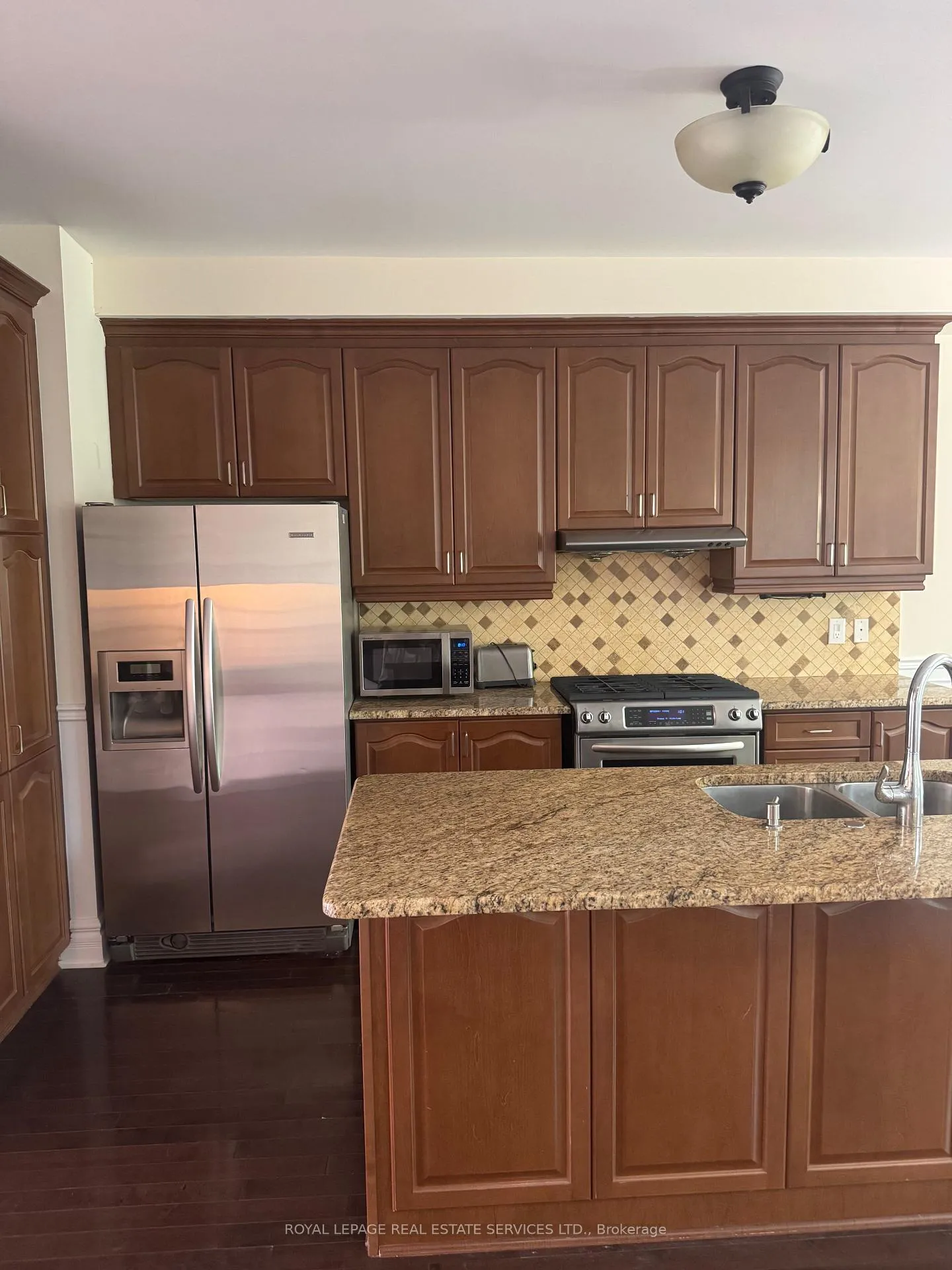 Photo 11 of 261 Nautical Boulevard, Oakville, Bronte — HOMEH