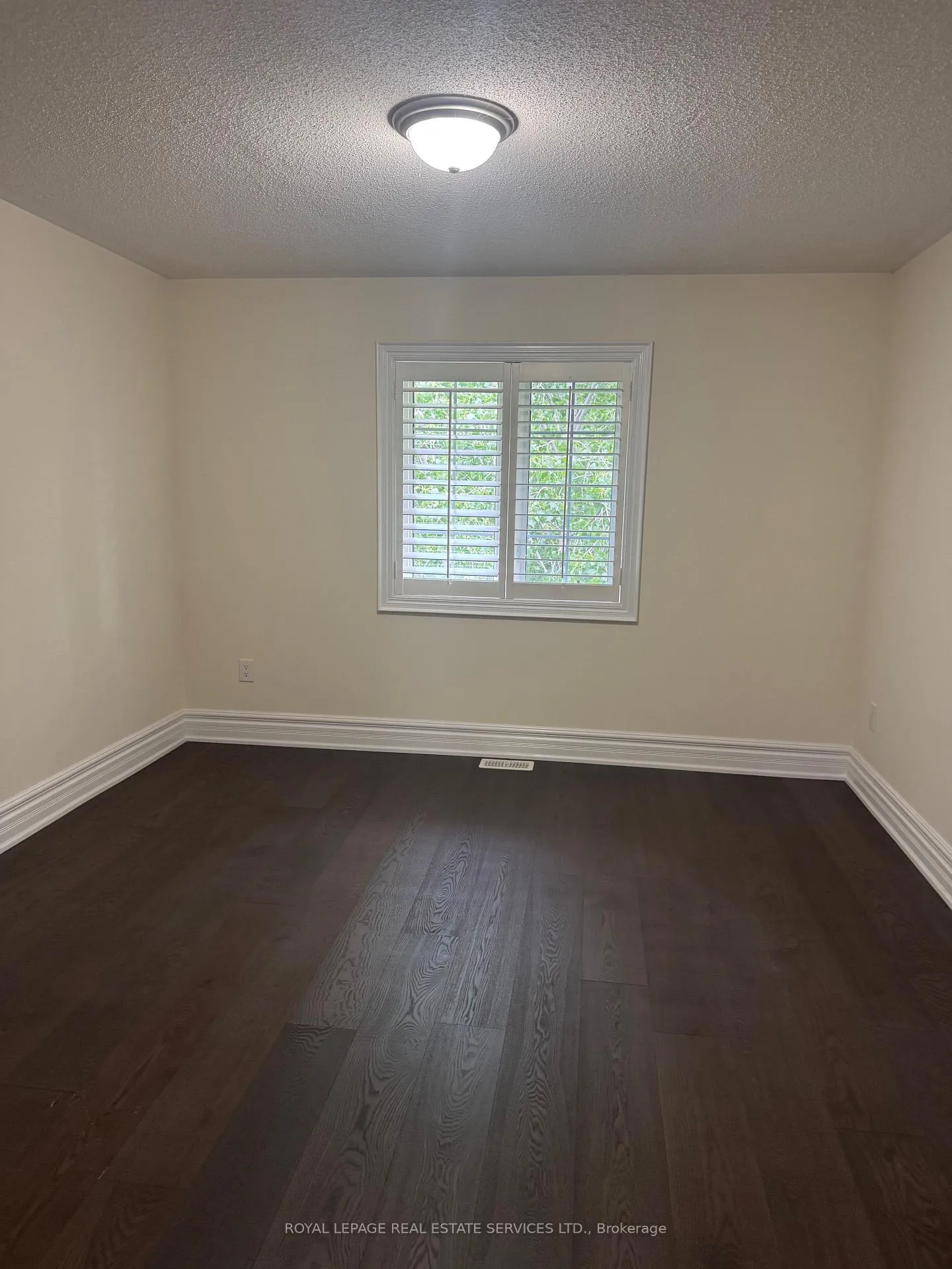 Photo 17 of 261 Nautical Boulevard, Oakville, Bronte — HOMEH