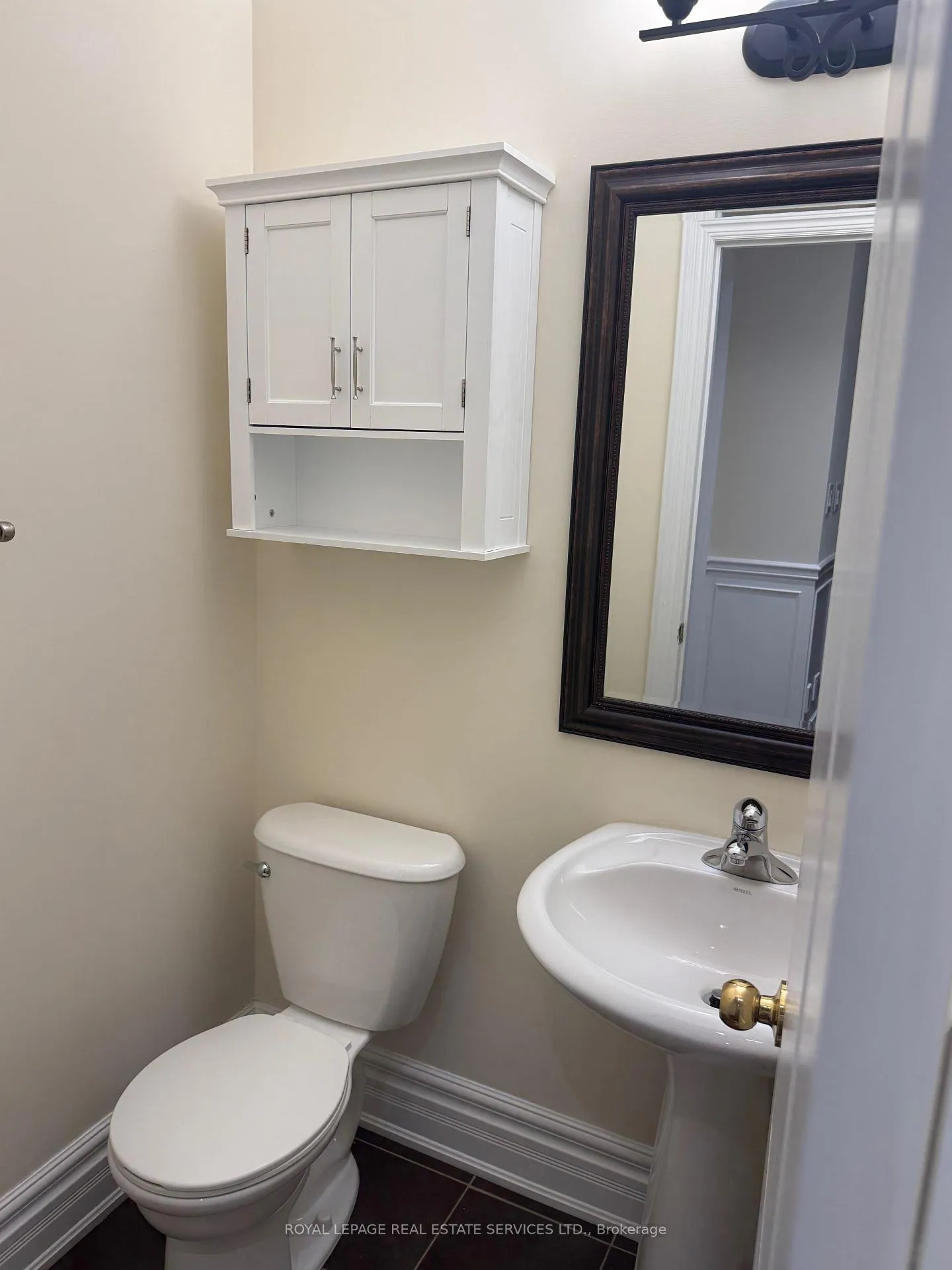 Photo 35 of 261 Nautical Boulevard, Oakville, Bronte — HOMEH