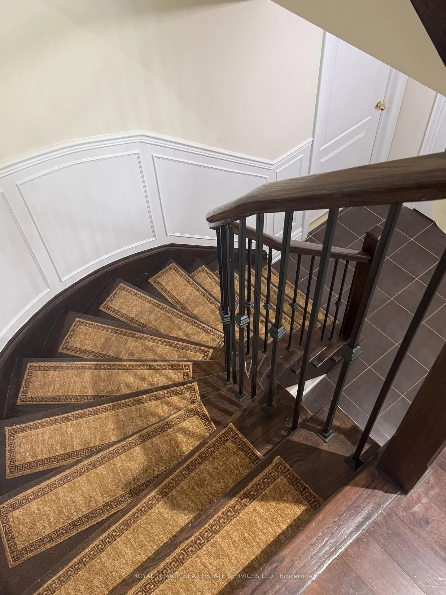 Photo 36 of 261 Nautical Boulevard, Oakville, Bronte — HOMEH