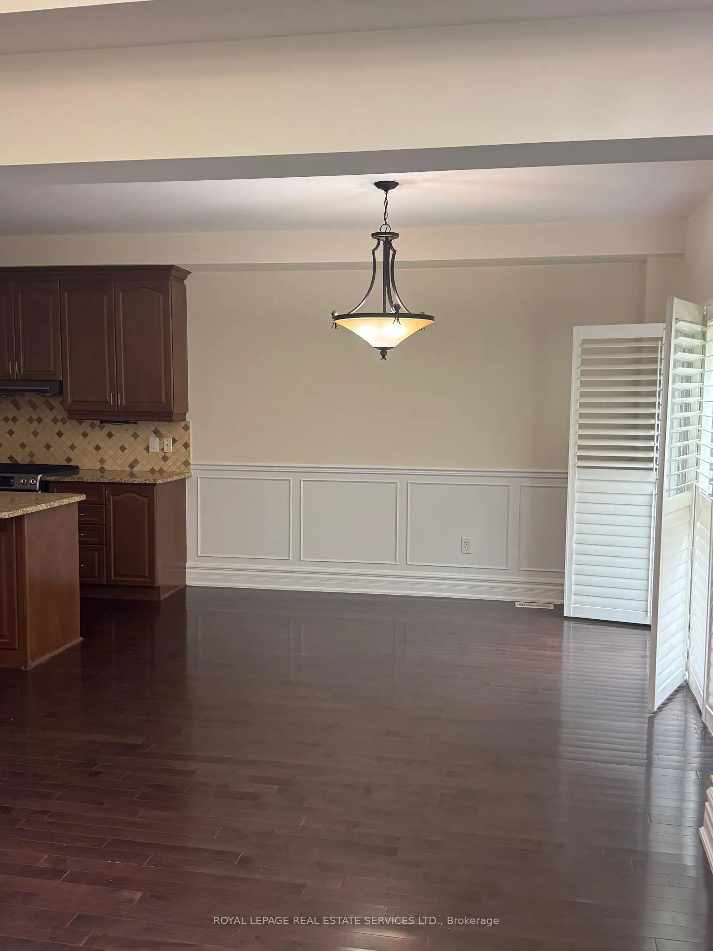 Photo 37 of 261 Nautical Boulevard, Oakville, Bronte — HOMEH