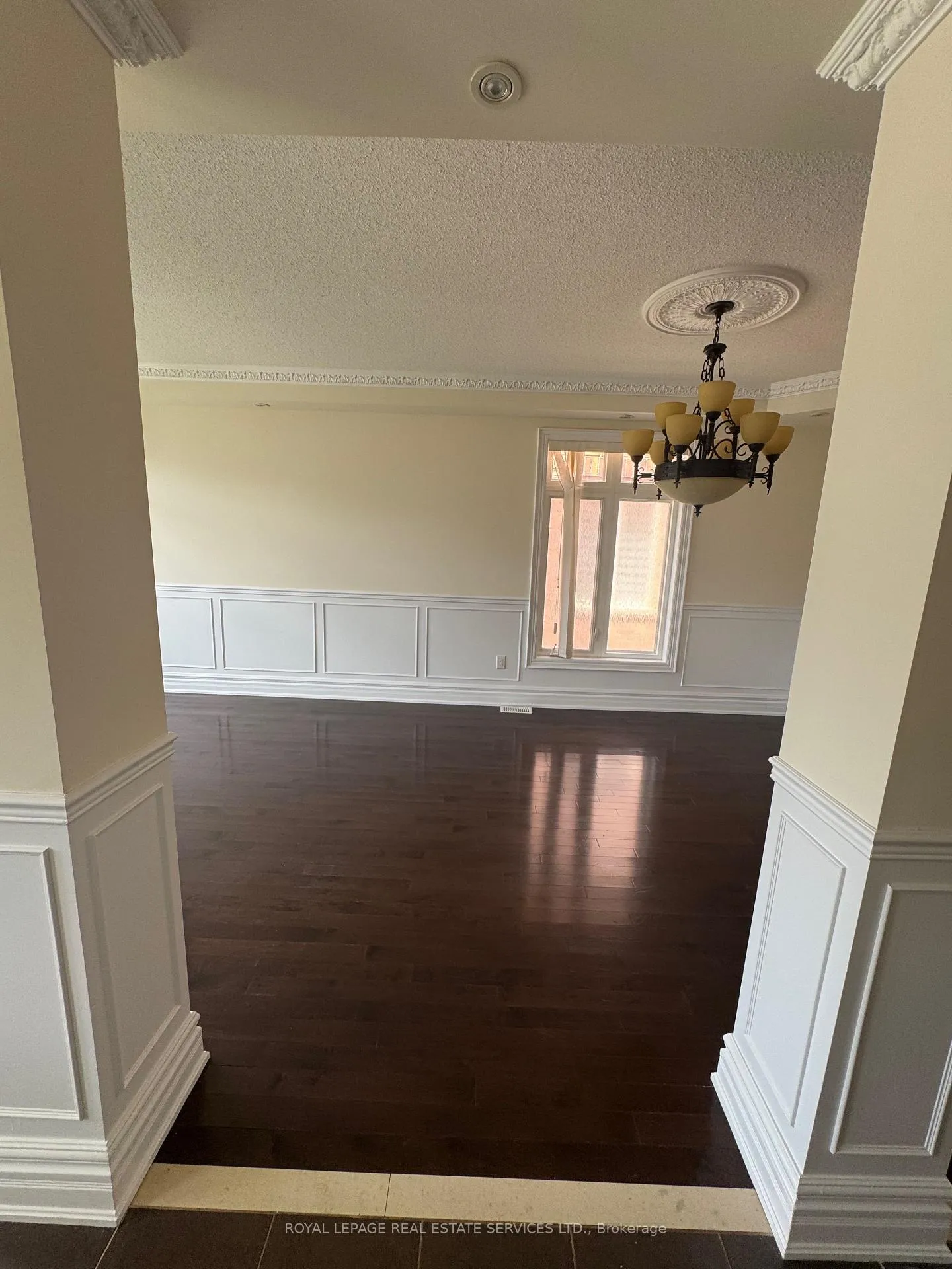 Photo 44 of 261 Nautical Boulevard, Oakville, Bronte — HOMEH