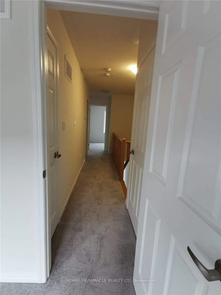 Photo 8 of 2559 Barbarolli Path, Oshawa, Windfields — HOMEH