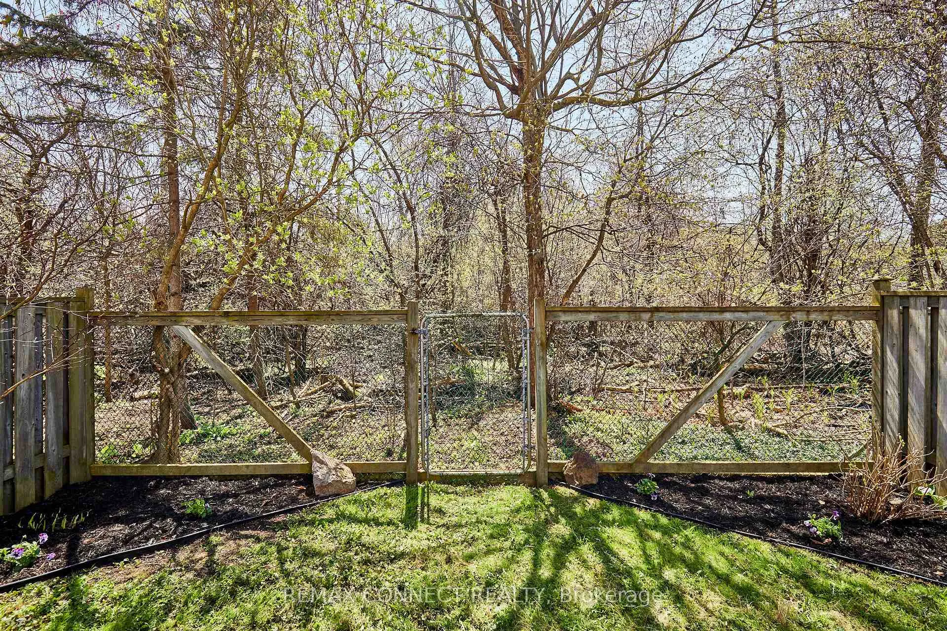 Photo 6 of 72 Stuart Road, Clarington, Courtice — HOMEH