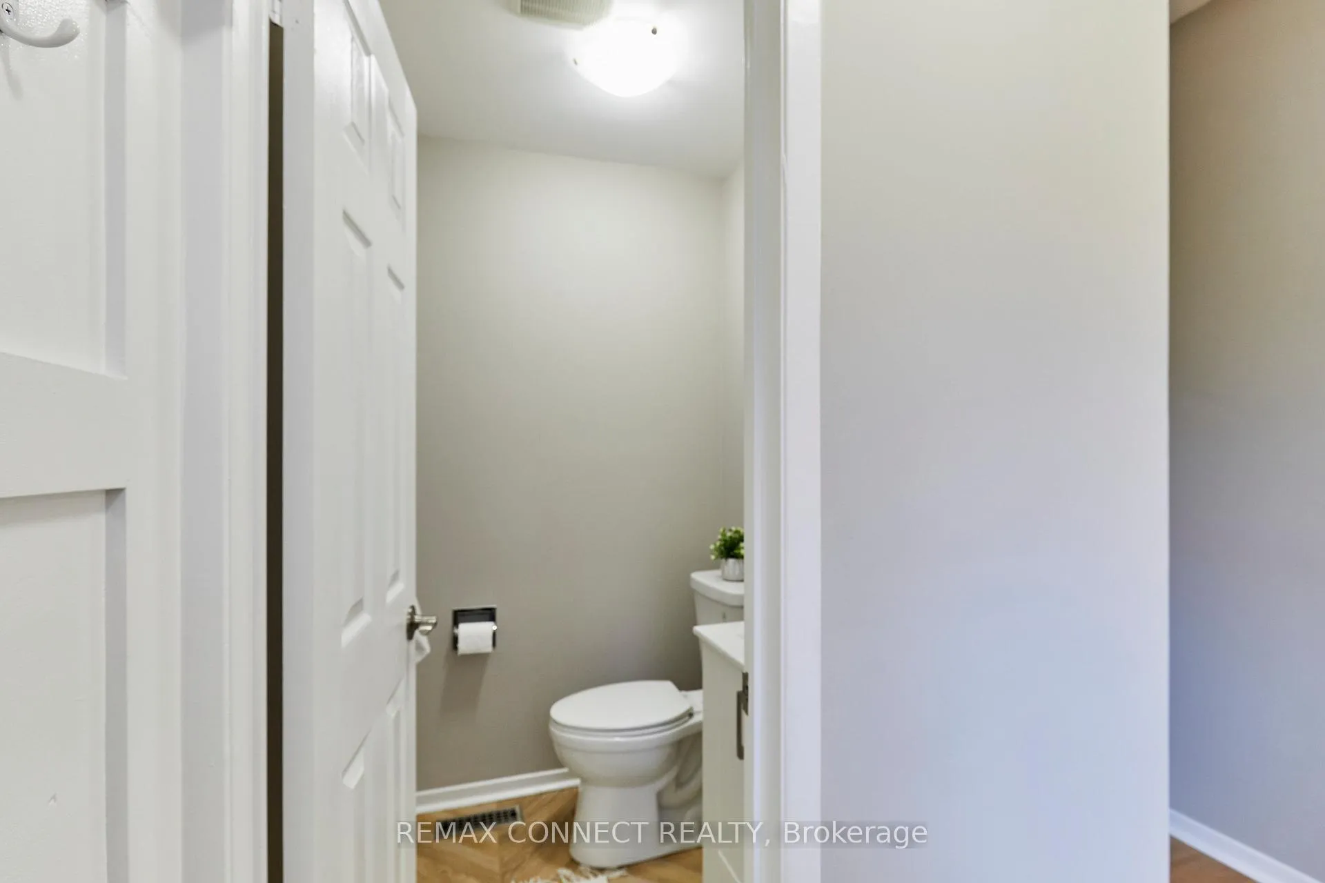 Photo 25 of 72 Stuart Road, Clarington, Courtice — HOMEH
