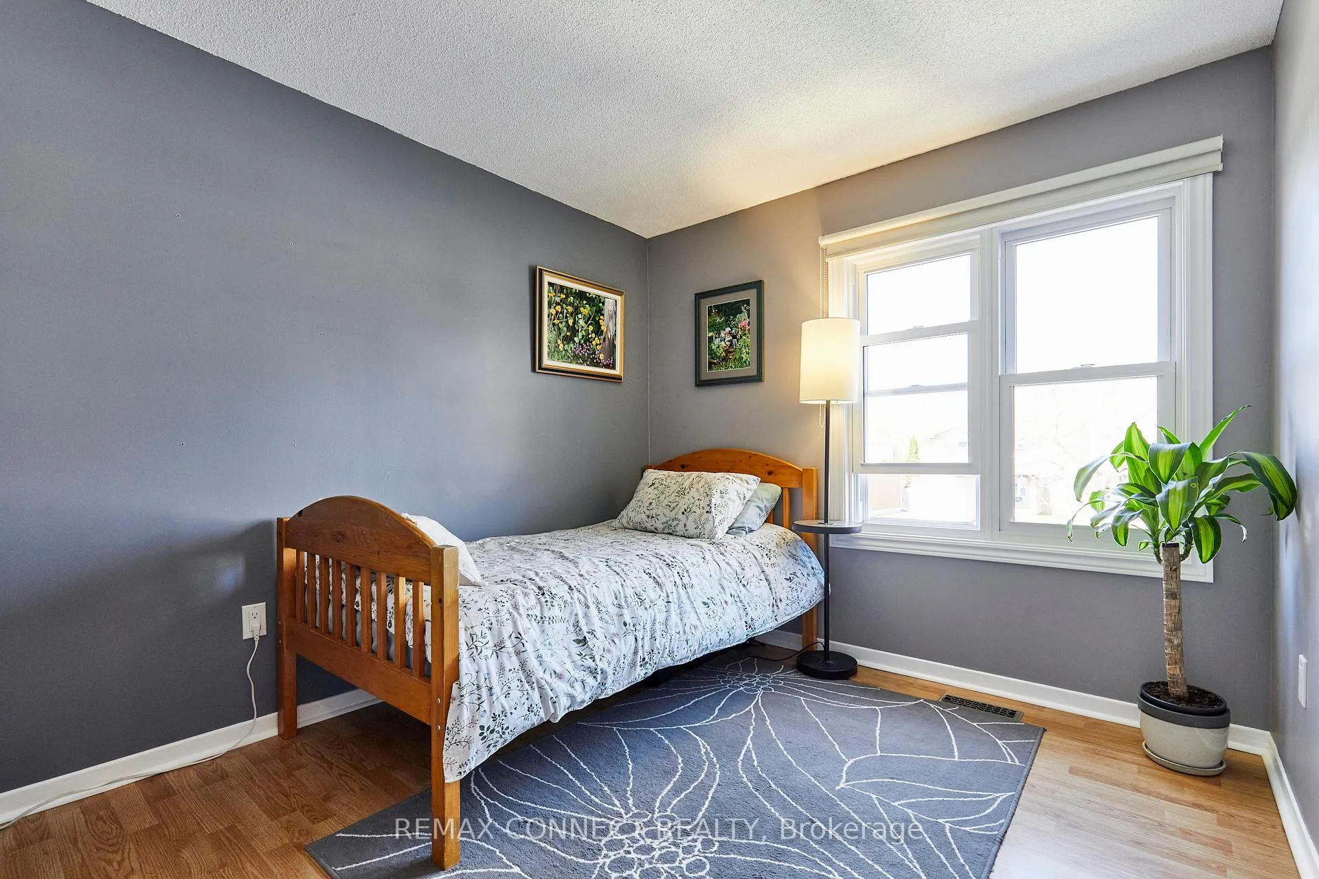 Photo 29 of 72 Stuart Road, Clarington, Courtice — HOMEH