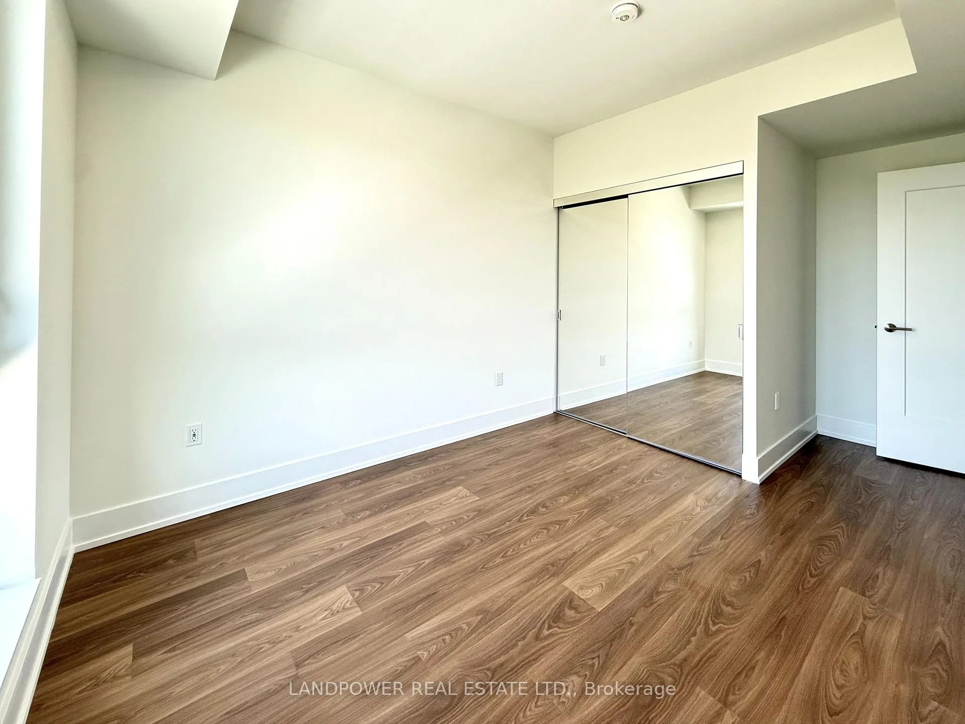 Photo 11 of Unit 708, 858 Dupont Street, Toronto, Dovercourt-Wallace Emerson-Junction — HOMEH