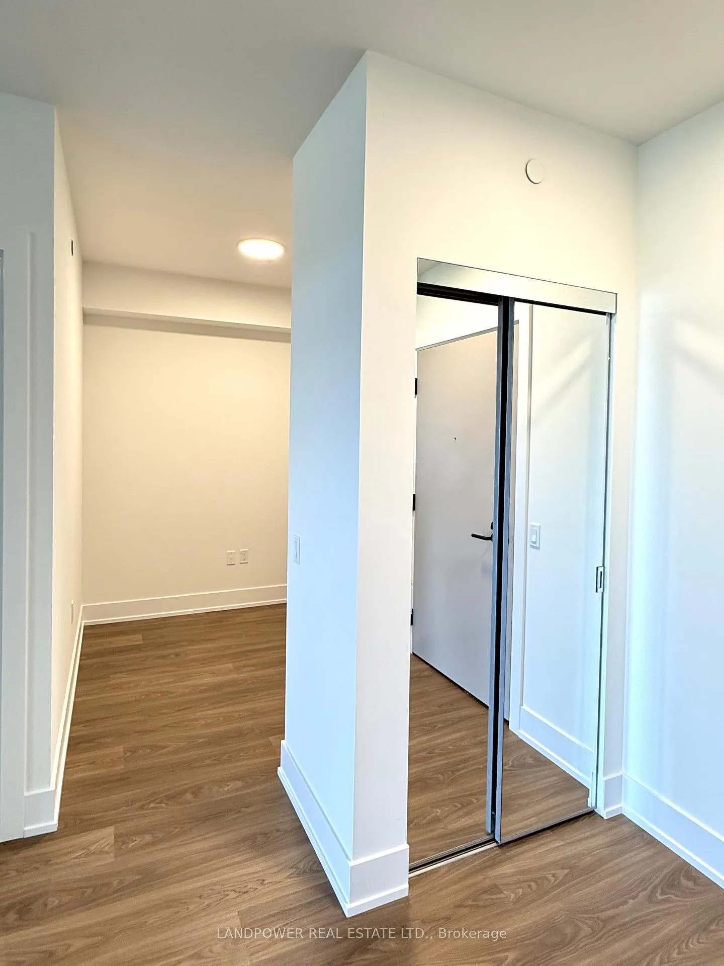 Photo 12 of Unit 708, 858 Dupont Street, Toronto, Dovercourt-Wallace Emerson-Junction — HOMEH