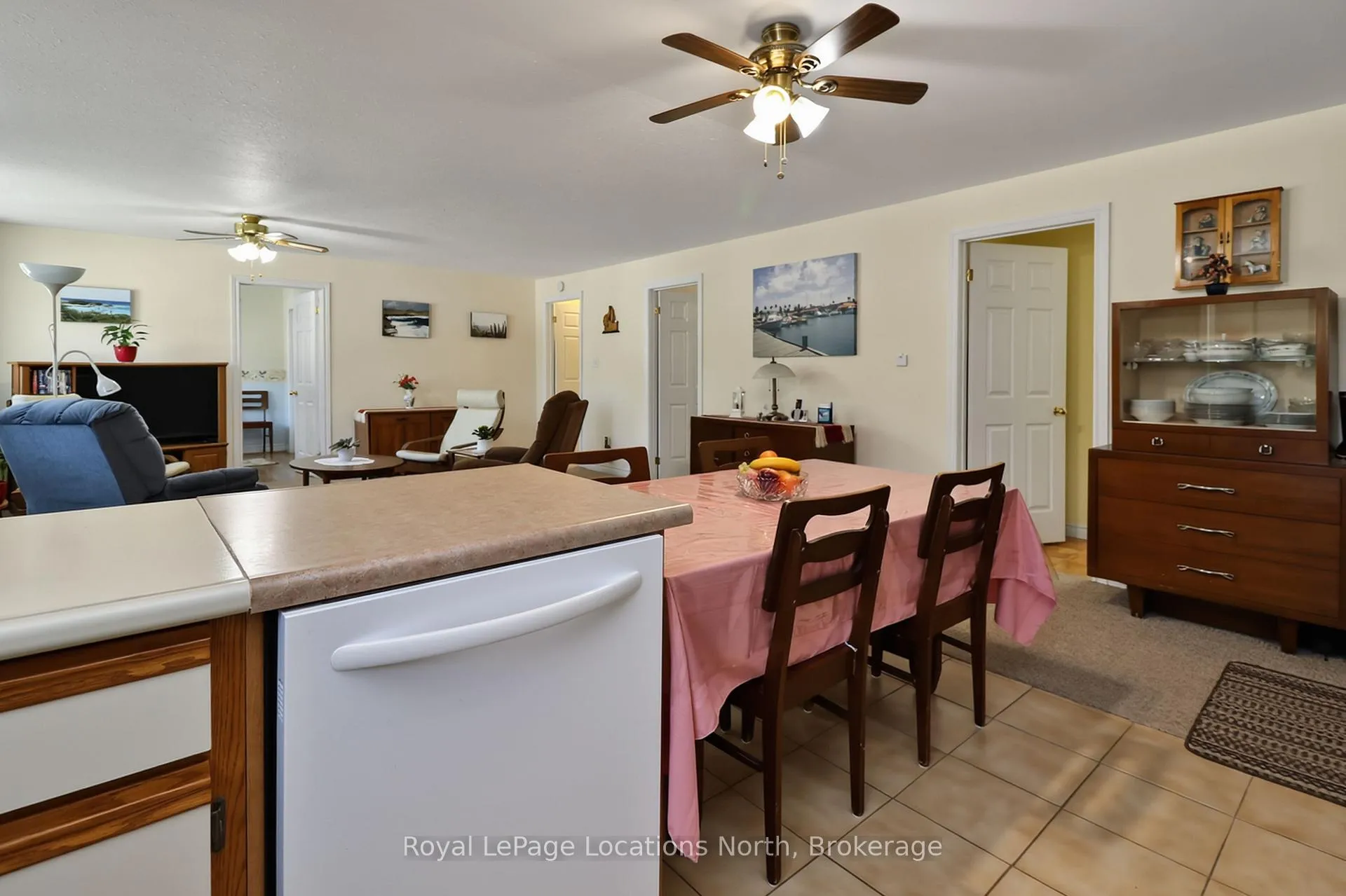 Photo 8 of 83 Wilhelm Street, Wasaga Beach — HOMEH