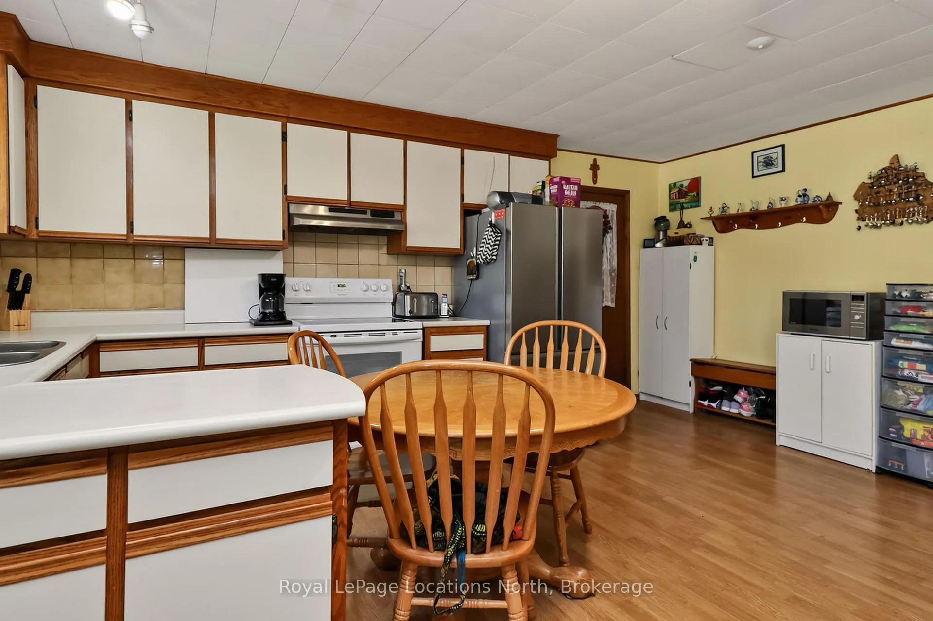 Photo 23 of 83 Wilhelm Street, Wasaga Beach — HOMEH