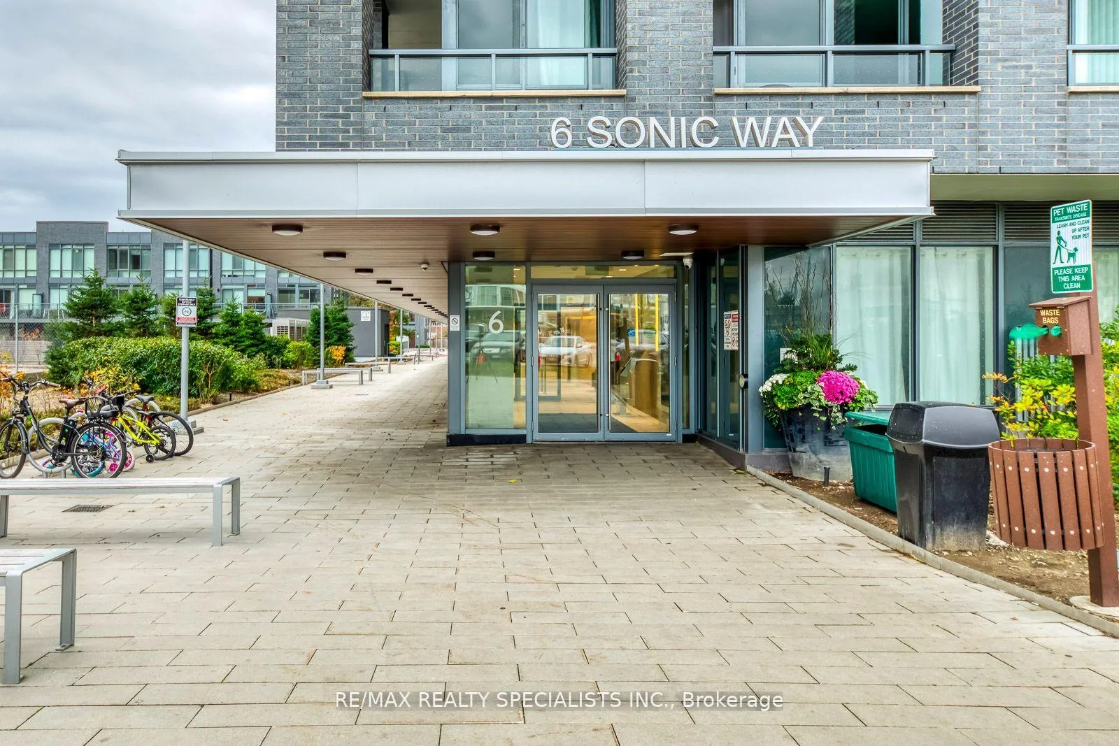 Photo 2 of Unit 2801, 6 Sonic Way, Toronto, Flemingdon Park — HOMEH