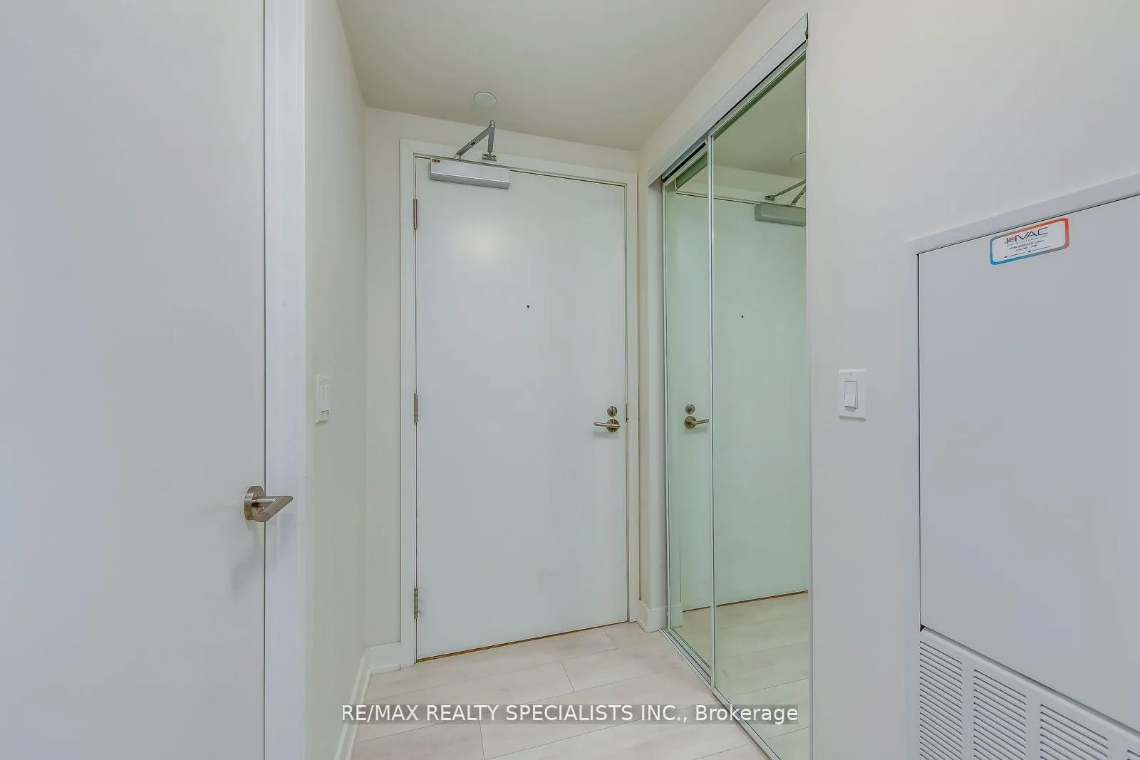 Photo 4 of Unit 2801, 6 Sonic Way, Toronto, Flemingdon Park — HOMEH