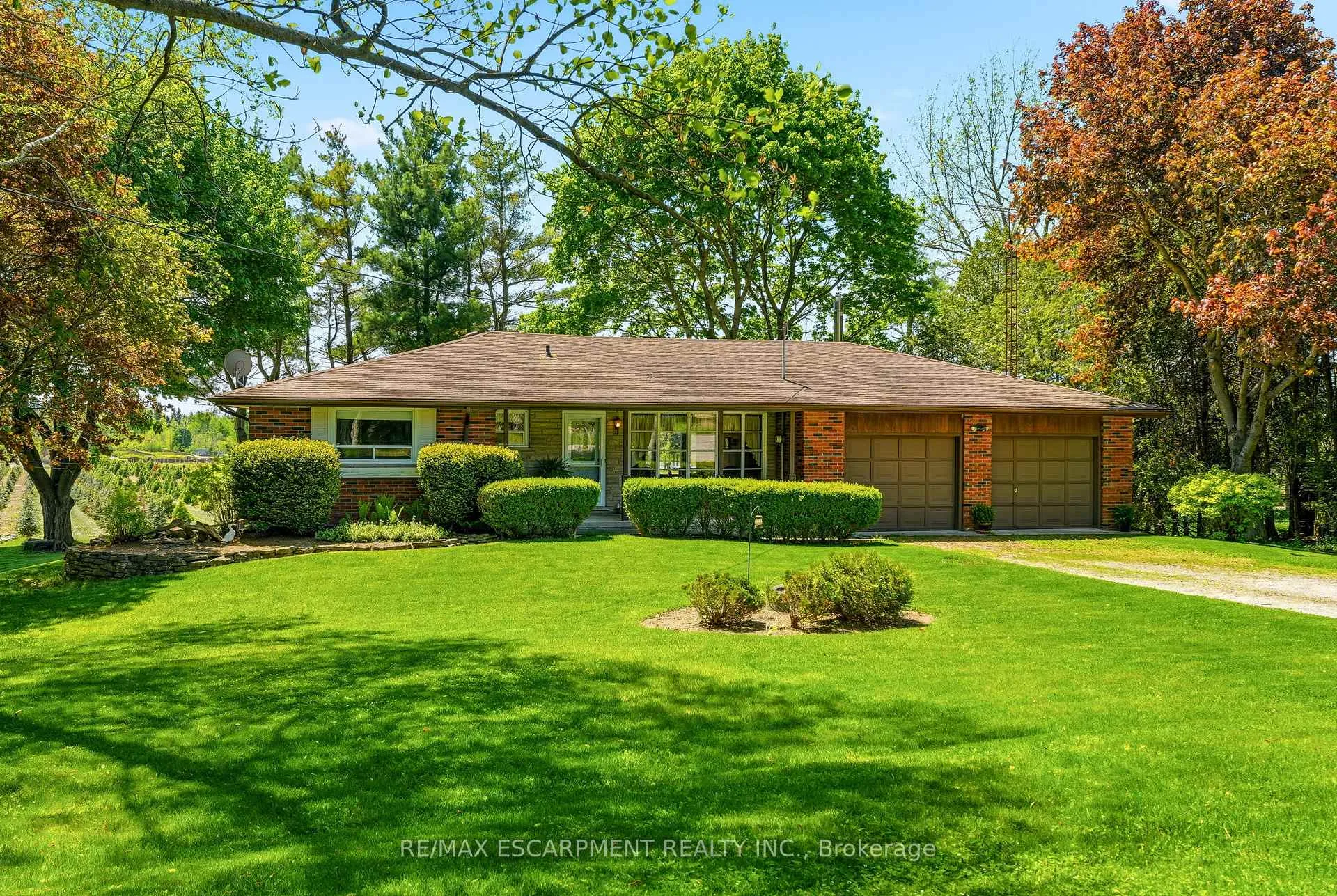 Photo 1 of 1252 Sodom Road, Hamilton, Rural Flamborough — HOMEH
