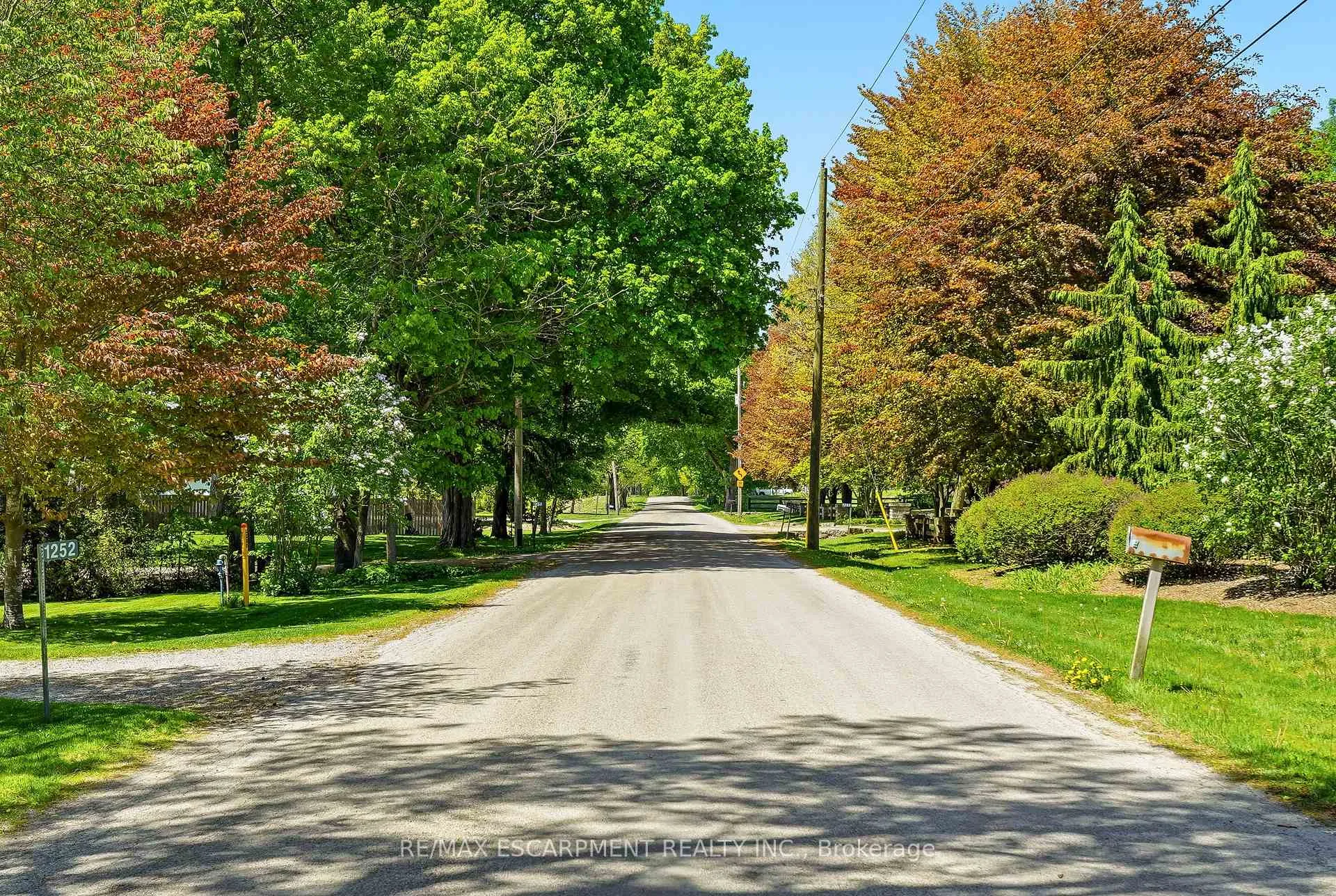 Photo 5 of 1252 Sodom Road, Hamilton, Rural Flamborough — HOMEH