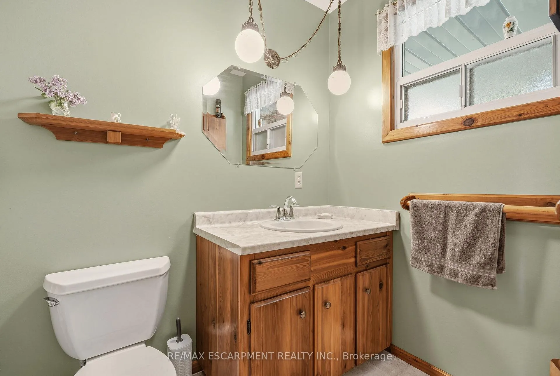 Photo 25 of 1252 Sodom Road, Hamilton, Rural Flamborough — HOMEH