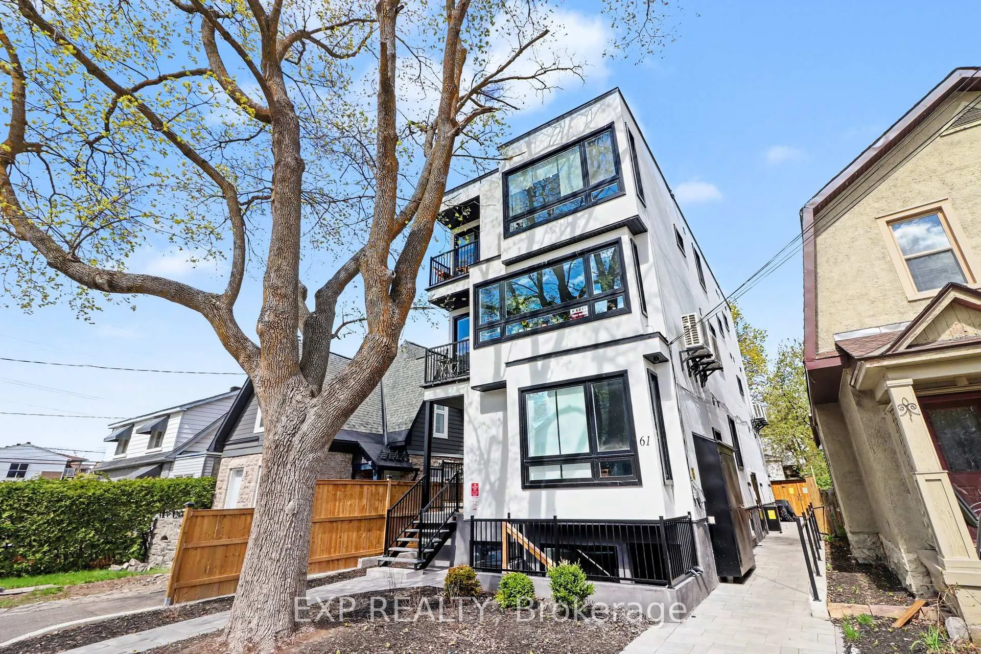 Photo 2 of Unit A, 61 Pinehurst Avenue, Ottawa, Hintonburg — HOMEH