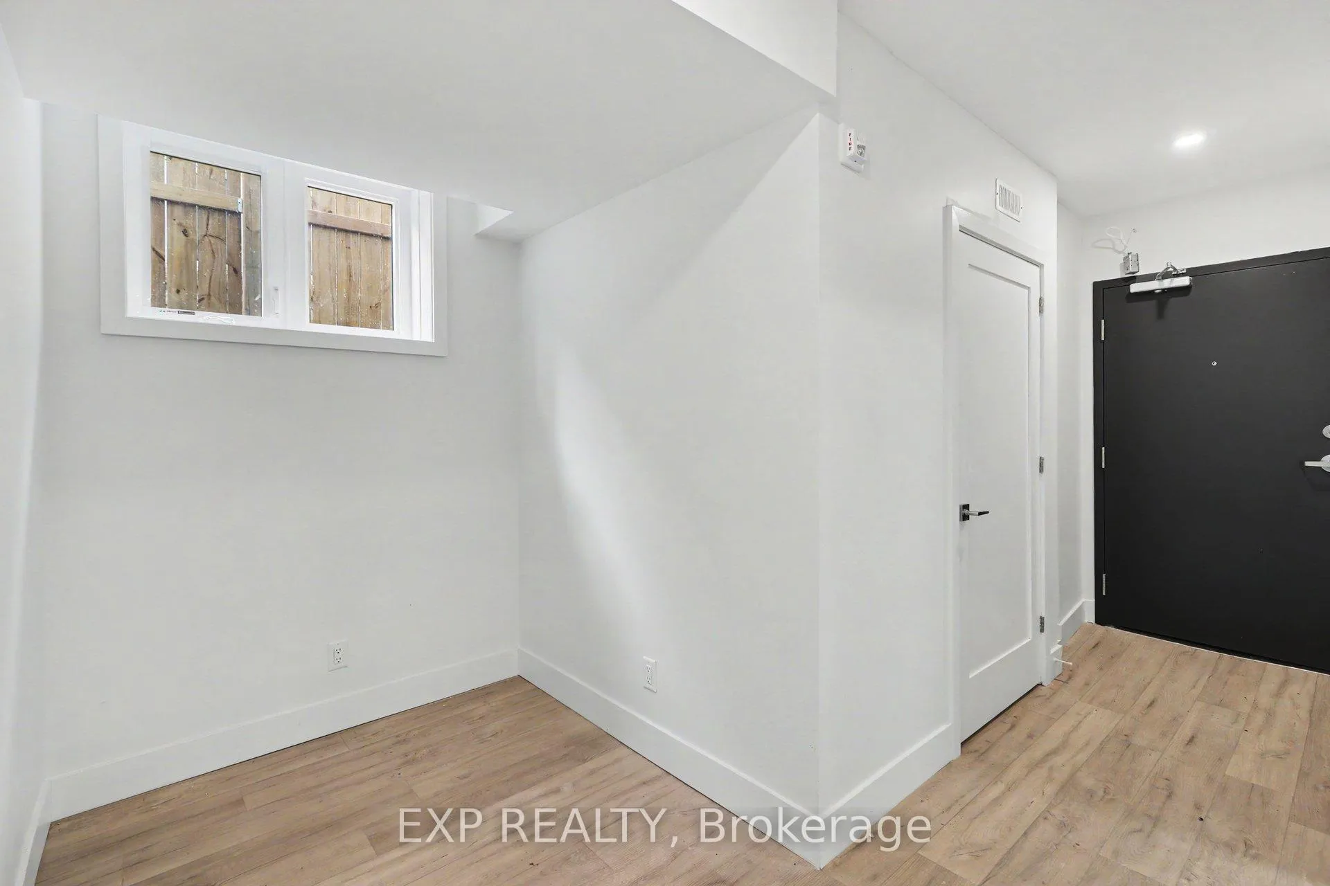 Photo 16 of Unit A, 61 Pinehurst Avenue, Ottawa, Hintonburg — HOMEH