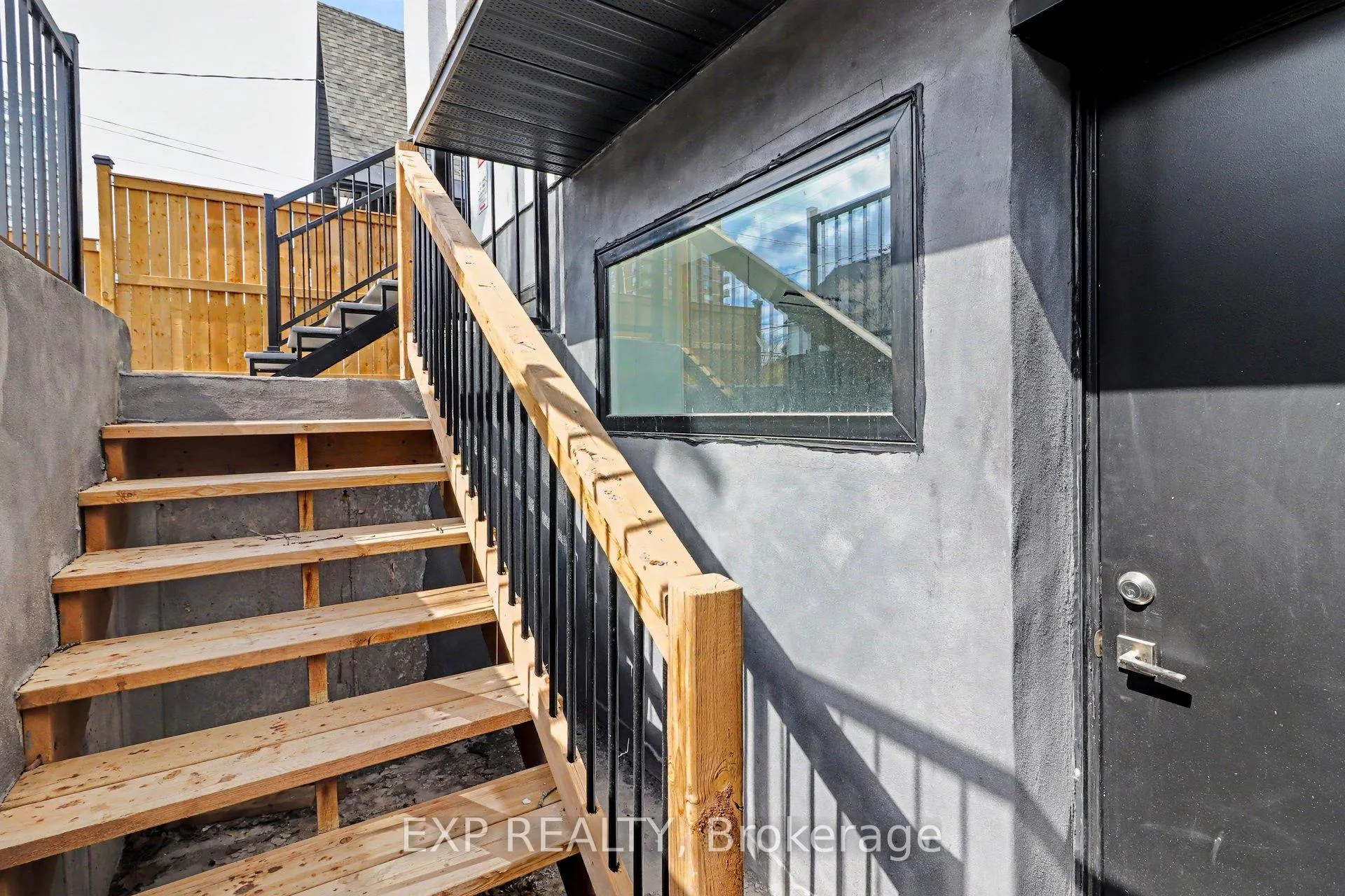 Photo 23 of Unit A, 61 Pinehurst Avenue, Ottawa, Hintonburg — HOMEH