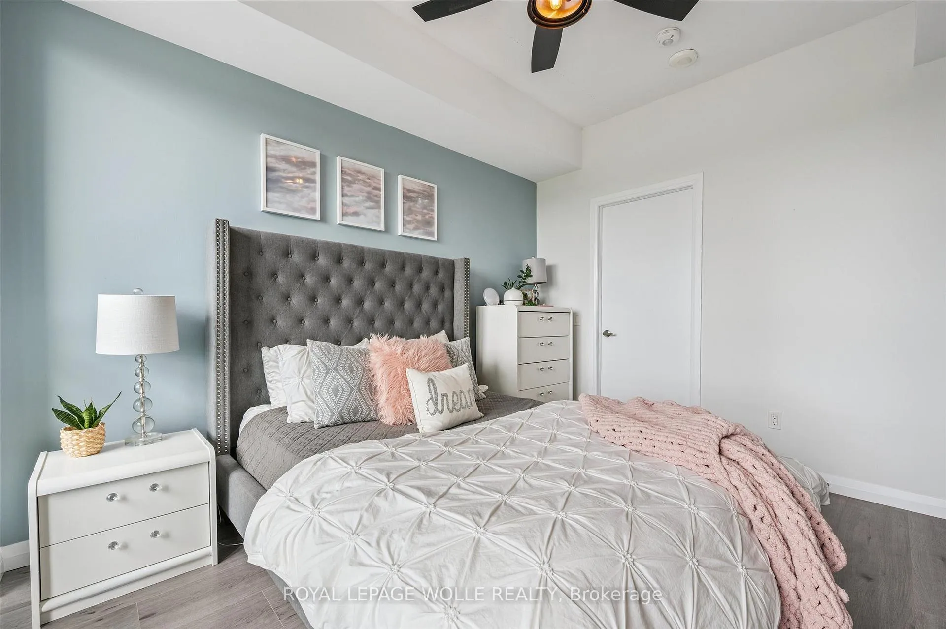 Photo 16 of Unit 1407, 60 Charles Street W, Kitchener — HOMEH