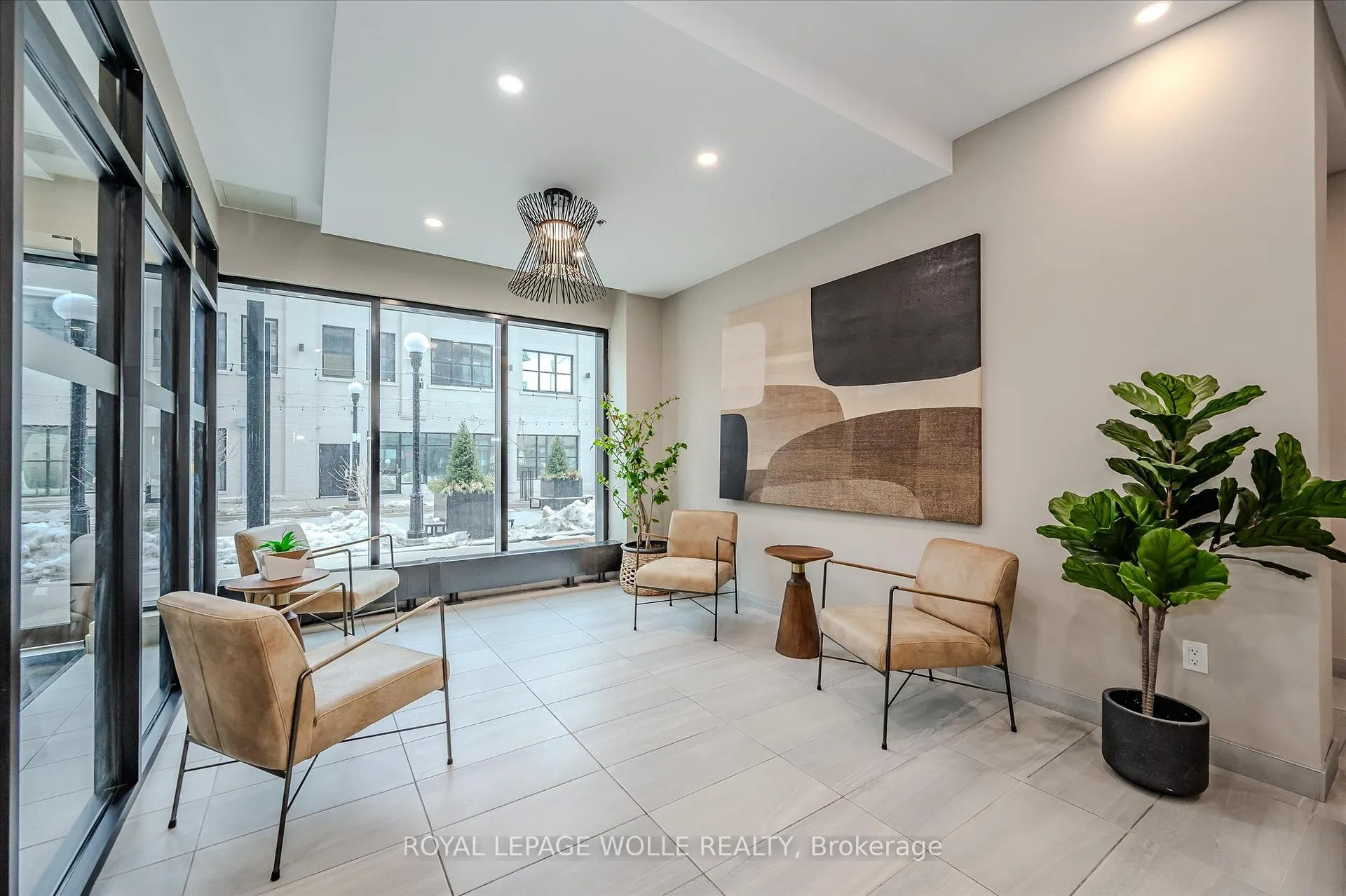 Photo 24 of Unit 1407, 60 Charles Street W, Kitchener — HOMEH