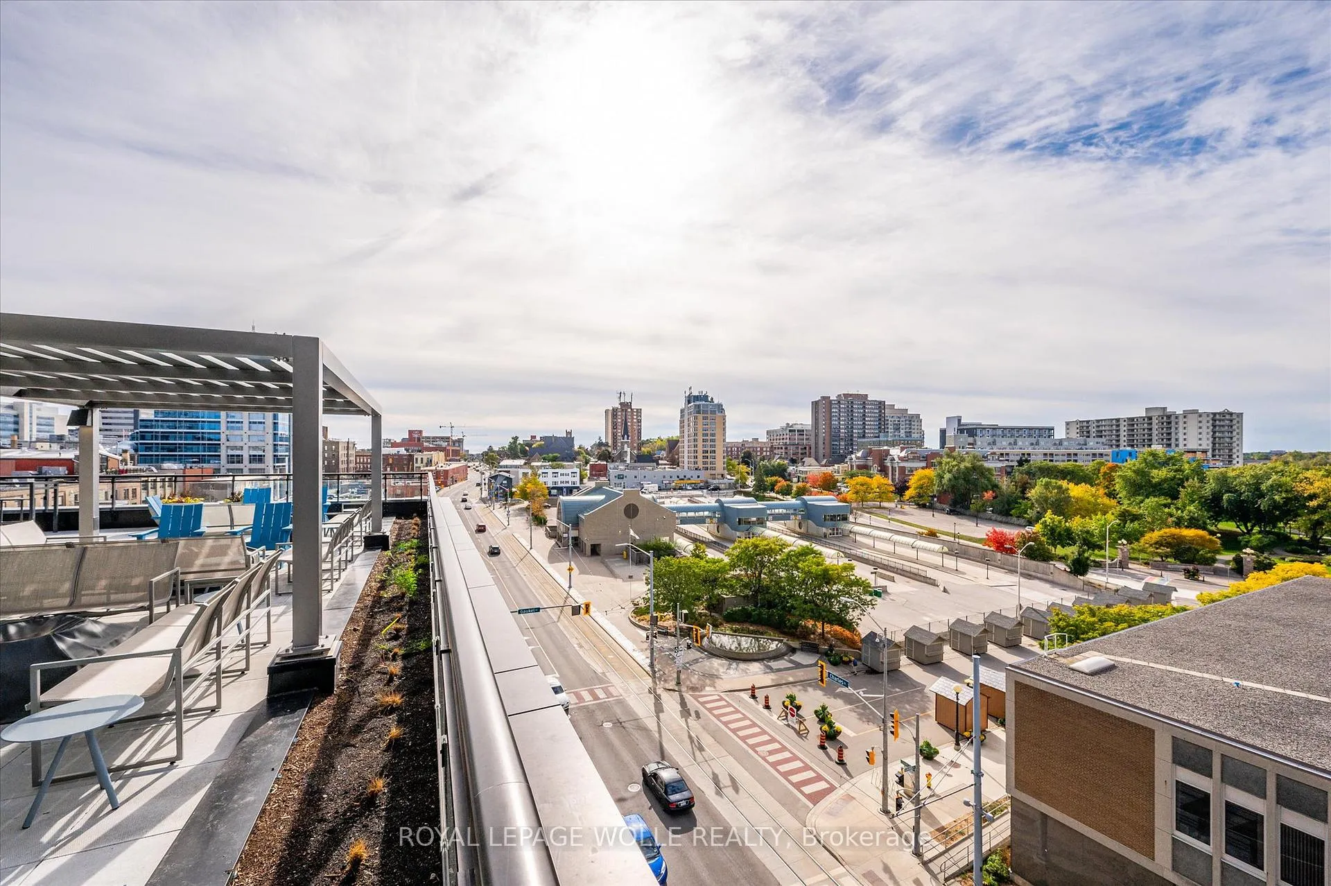 Photo 35 of Unit 1407, 60 Charles Street W, Kitchener — HOMEH