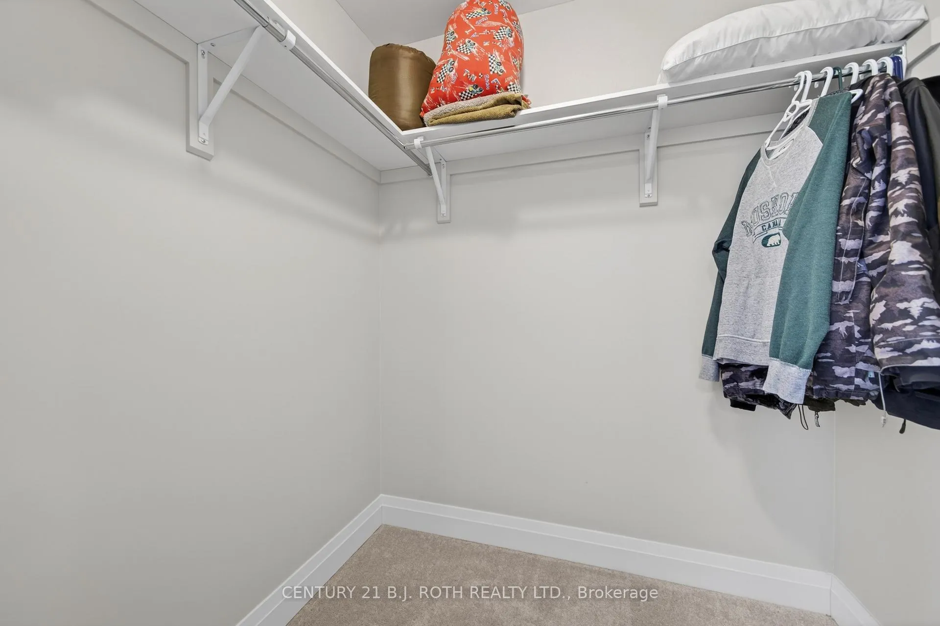 Photo 20 of 18 Stonehart Lane, Barrie, East Bayfield — HOMEH