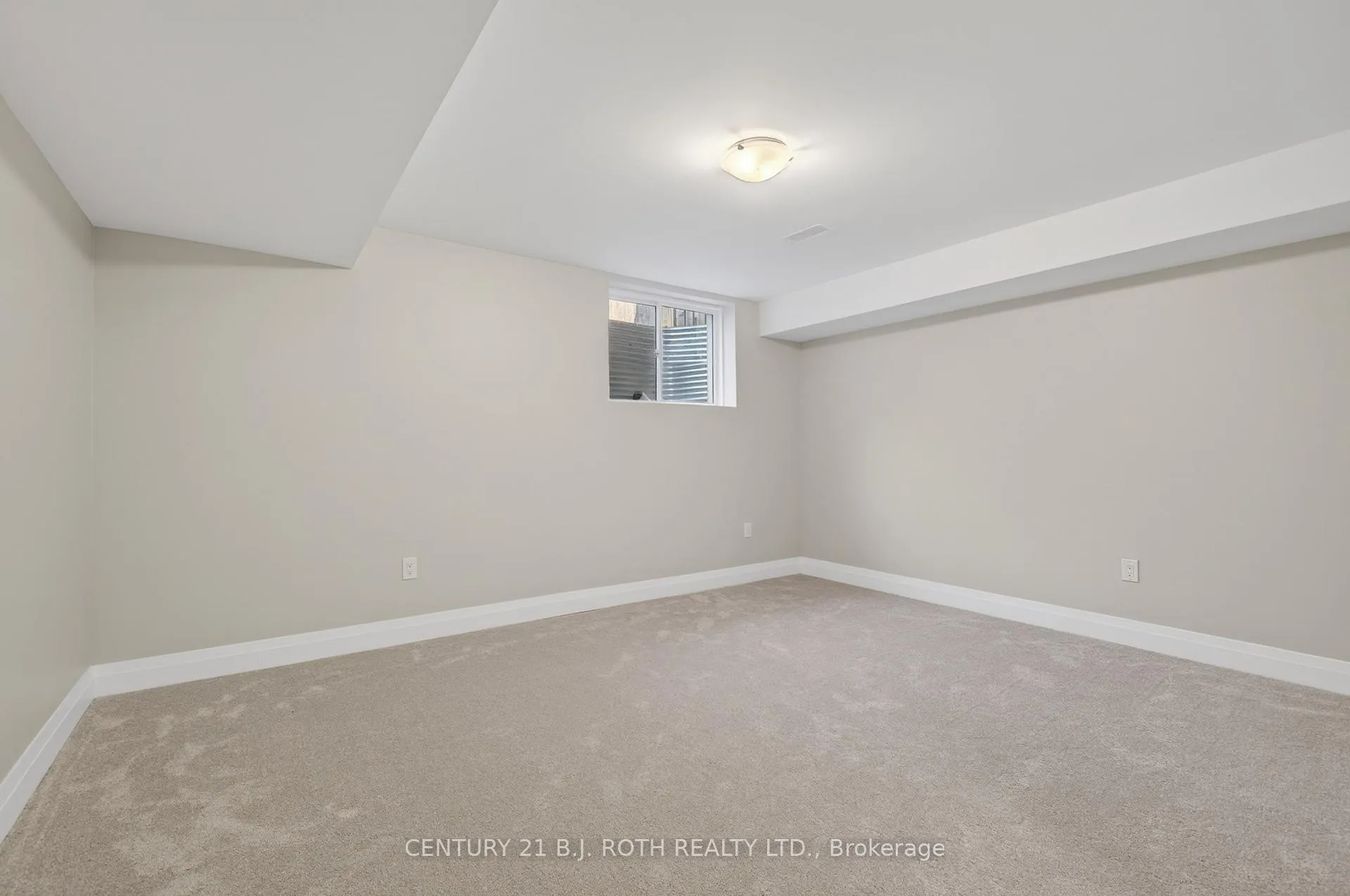 Photo 30 of 18 Stonehart Lane, Barrie, East Bayfield — HOMEH