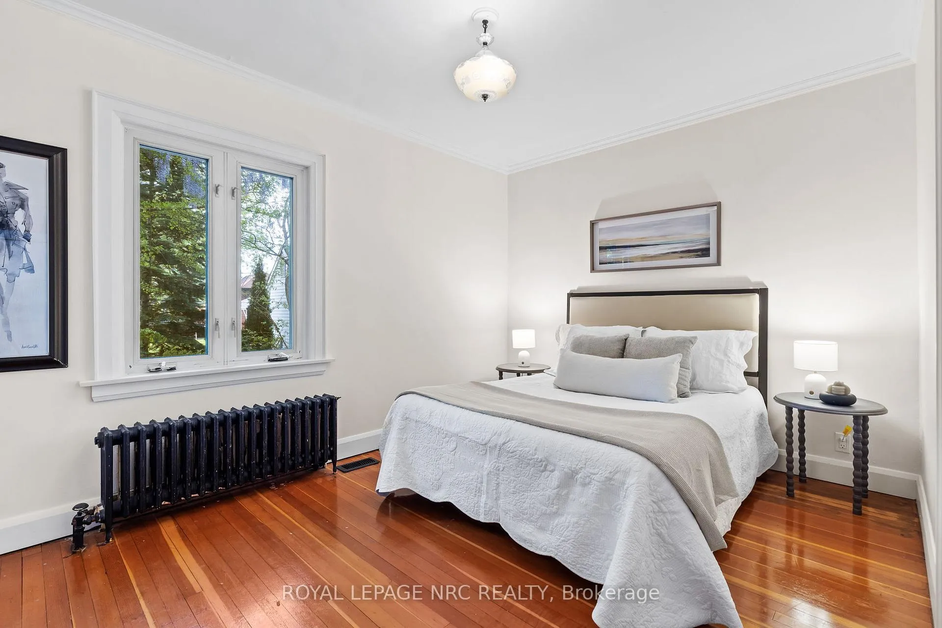 Photo 12 of 3 Gardiner Place, St. Catharines, Downtown — HOMEH